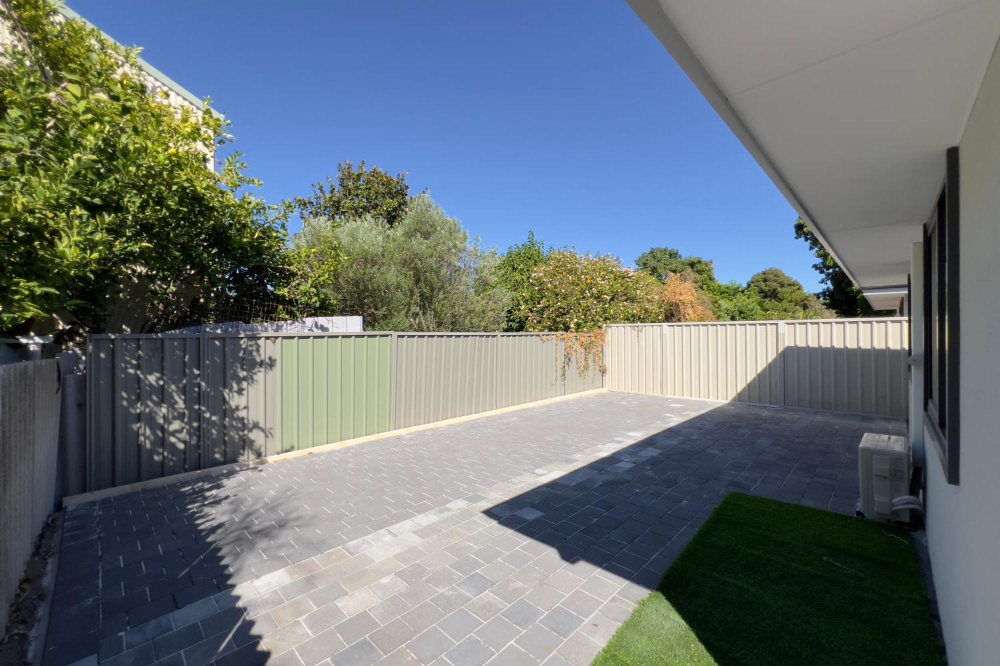B3 Near Airport - Cozy Home, Walk To Shops & Eats Perth