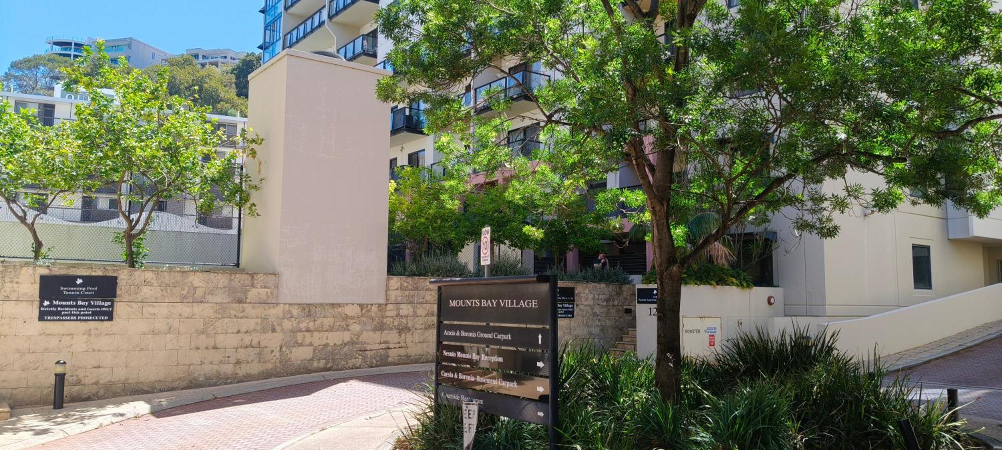 Resort-style Living In Cbd - 2x2 Apartment *