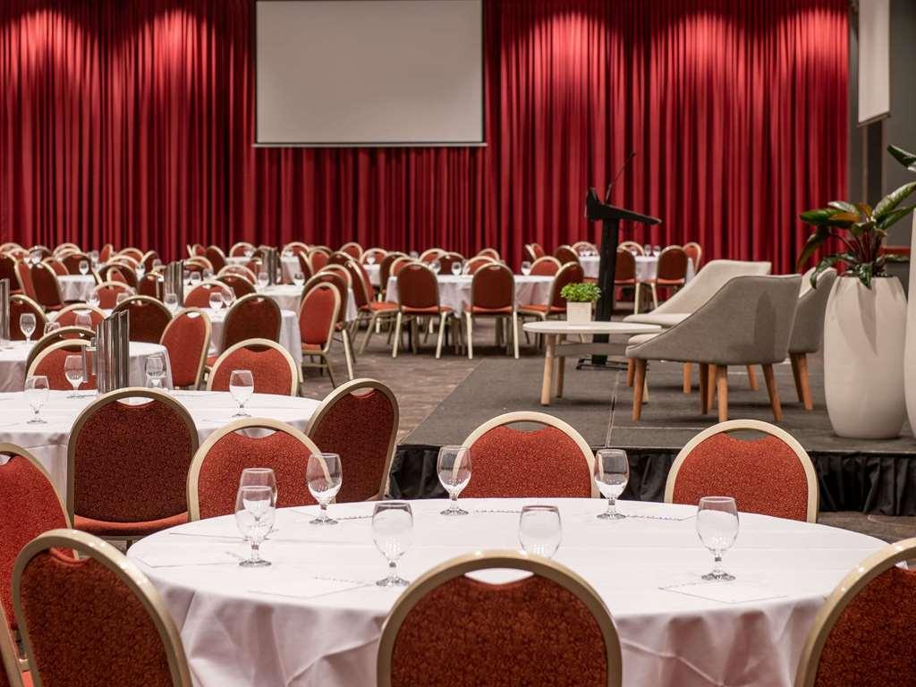Novotel Langley Hotel