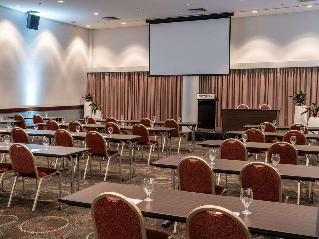 Hotel Novotel Langley 4*