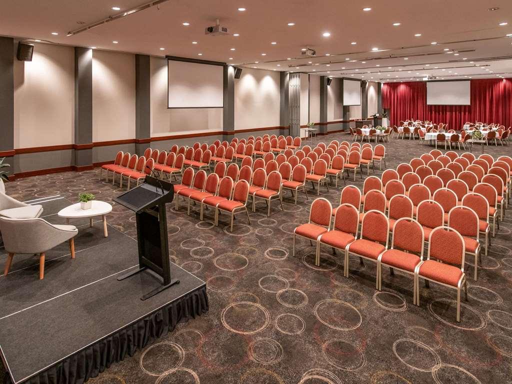 Hotel Novotel Langley 4*