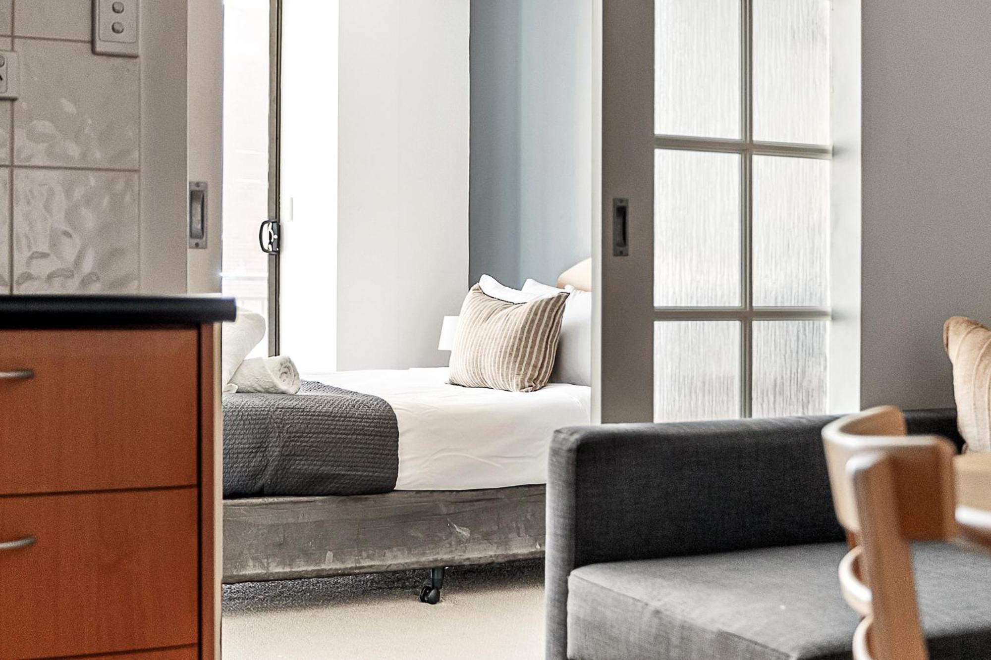 Retreat Horizons - Spacious Cbd 1br *