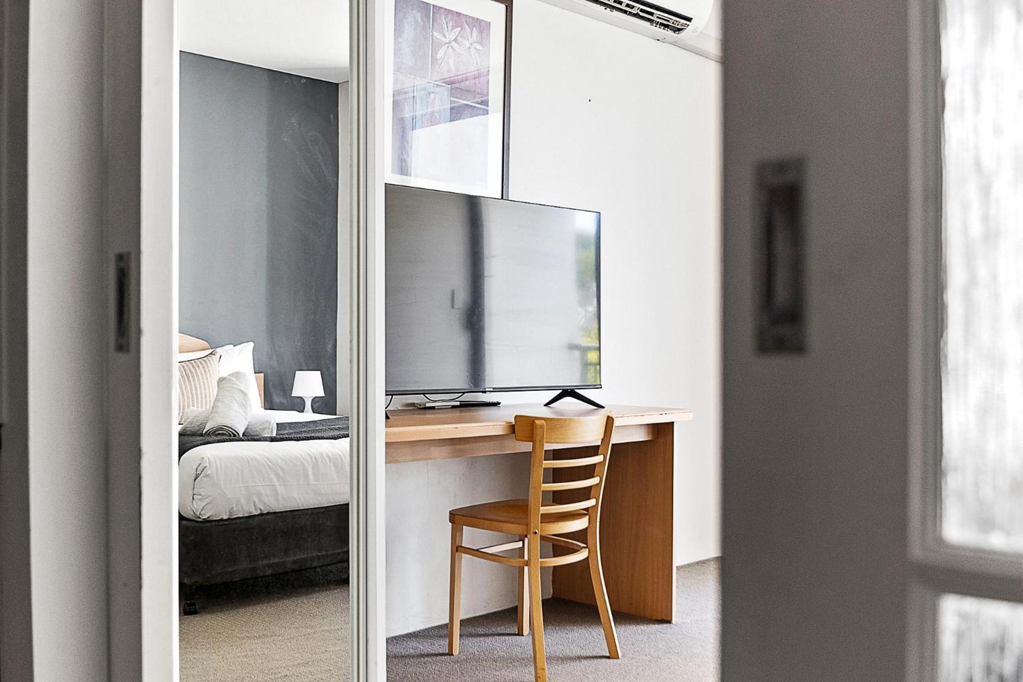 Retreat Horizons - Spacious Cbd 1br Apartment