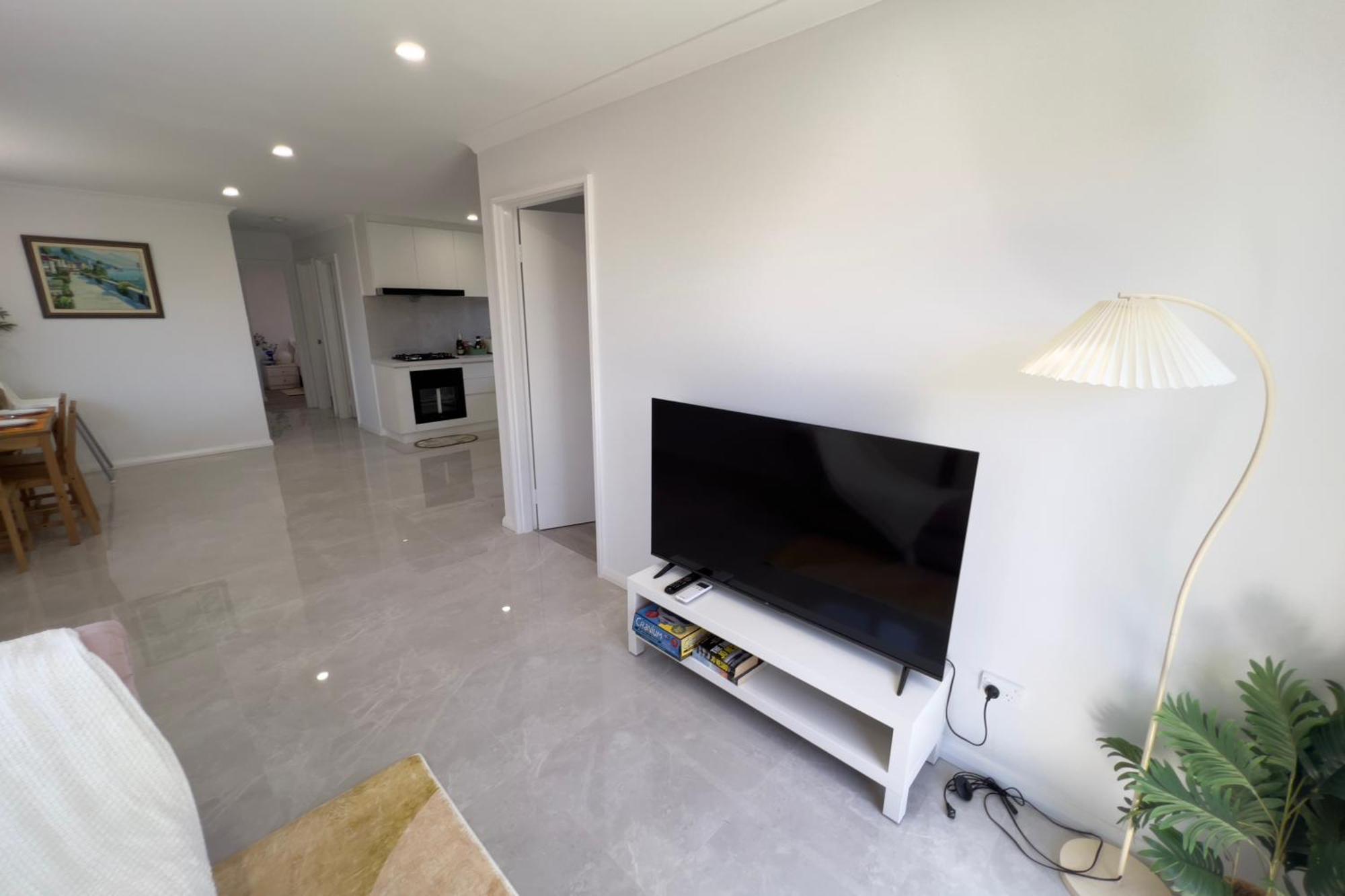 Holiday home B2 Airport Adjacent Home - New Amenities & Fast Wi-Fi *