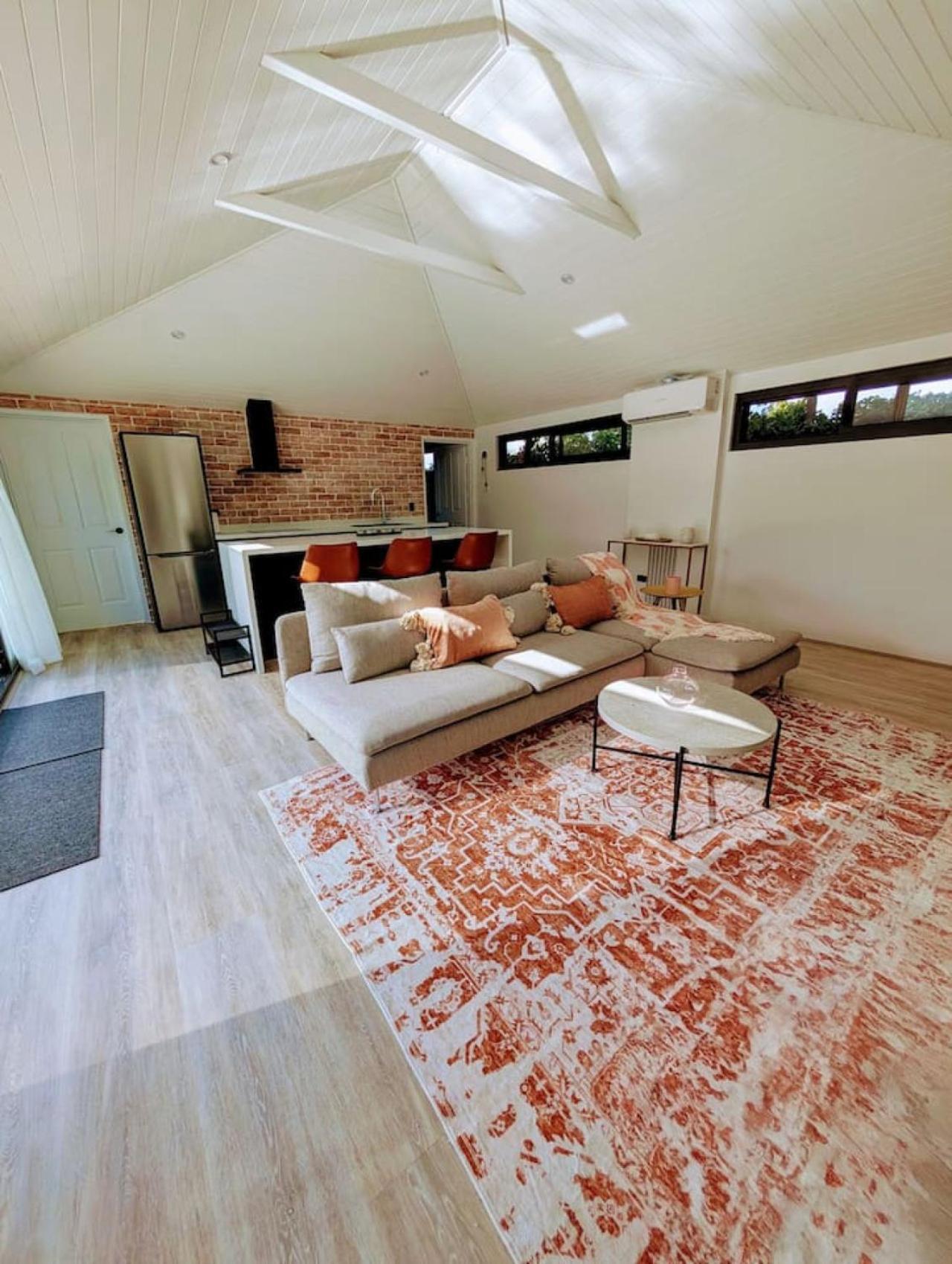 Pool House Holiday home *
