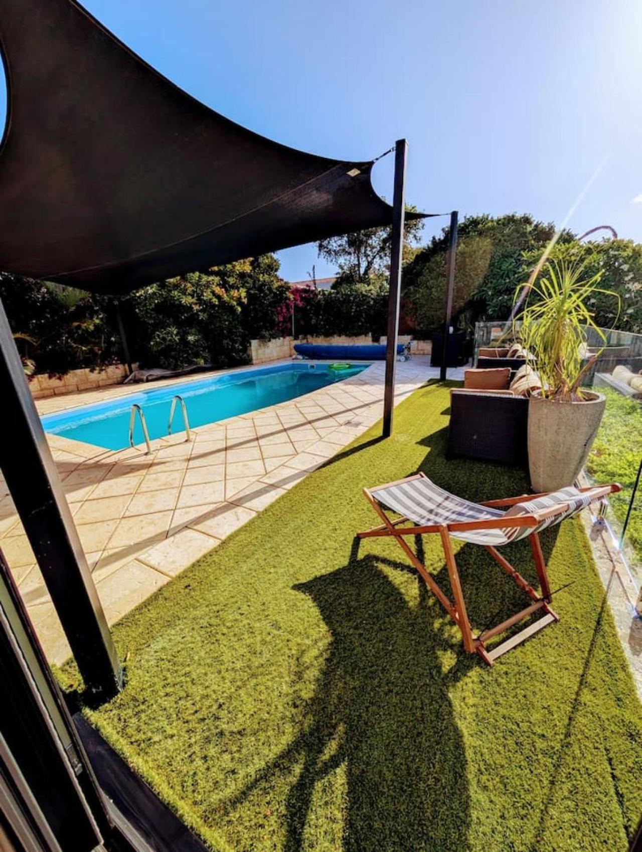 Holiday home Pool House Perth