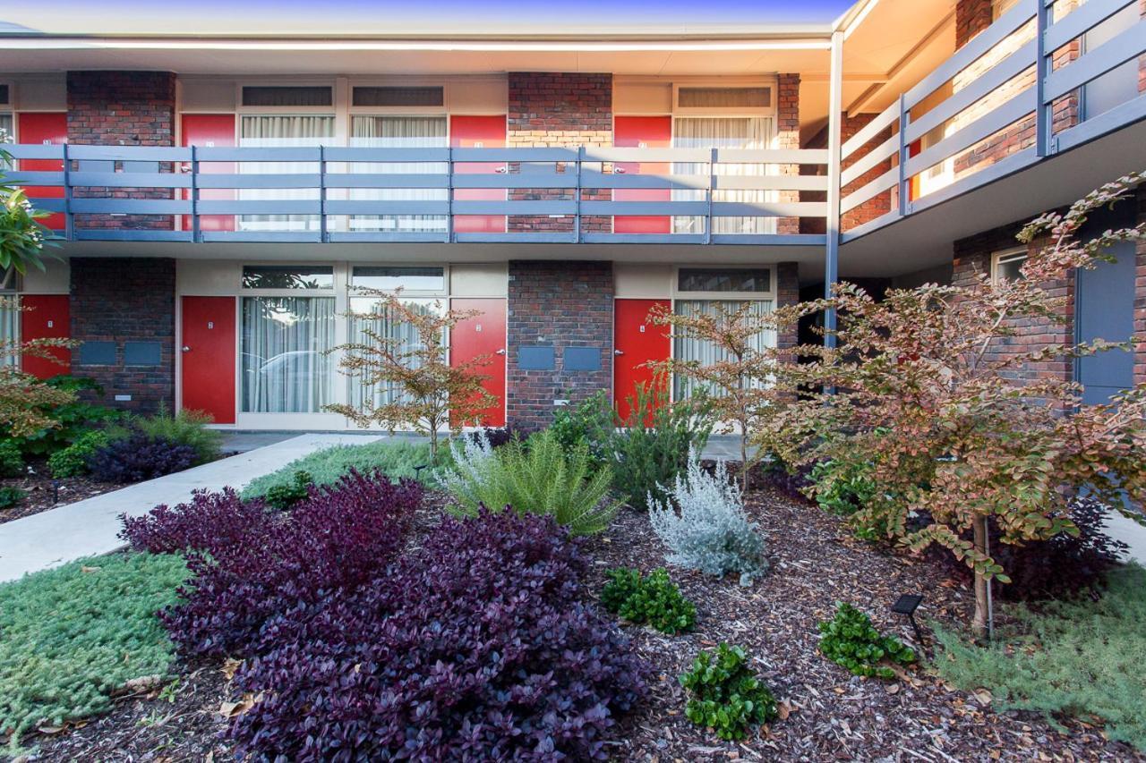 Kings Park Motel 3*