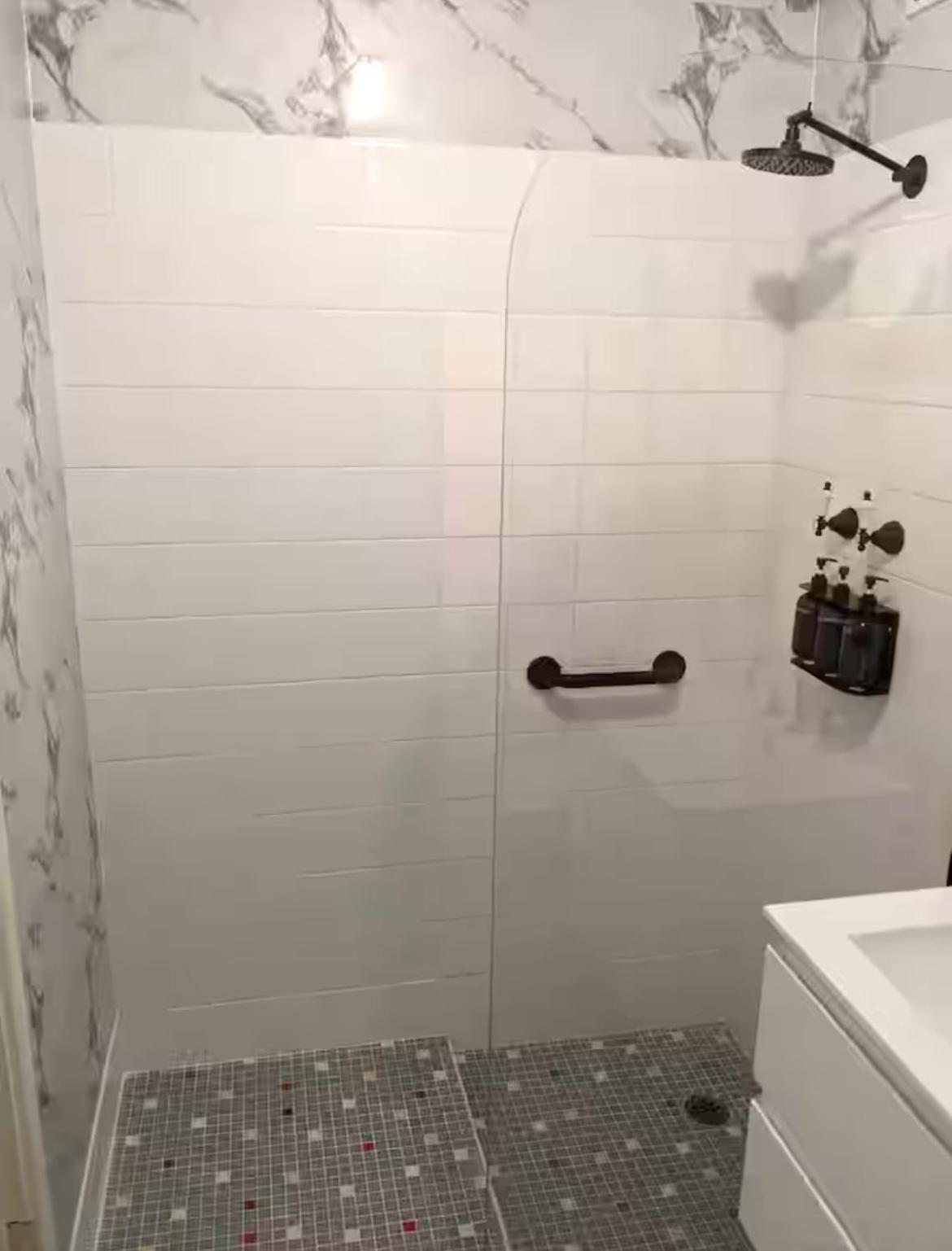 1 West Leederville Nestclose To Cbd & Sjog Hosp *
