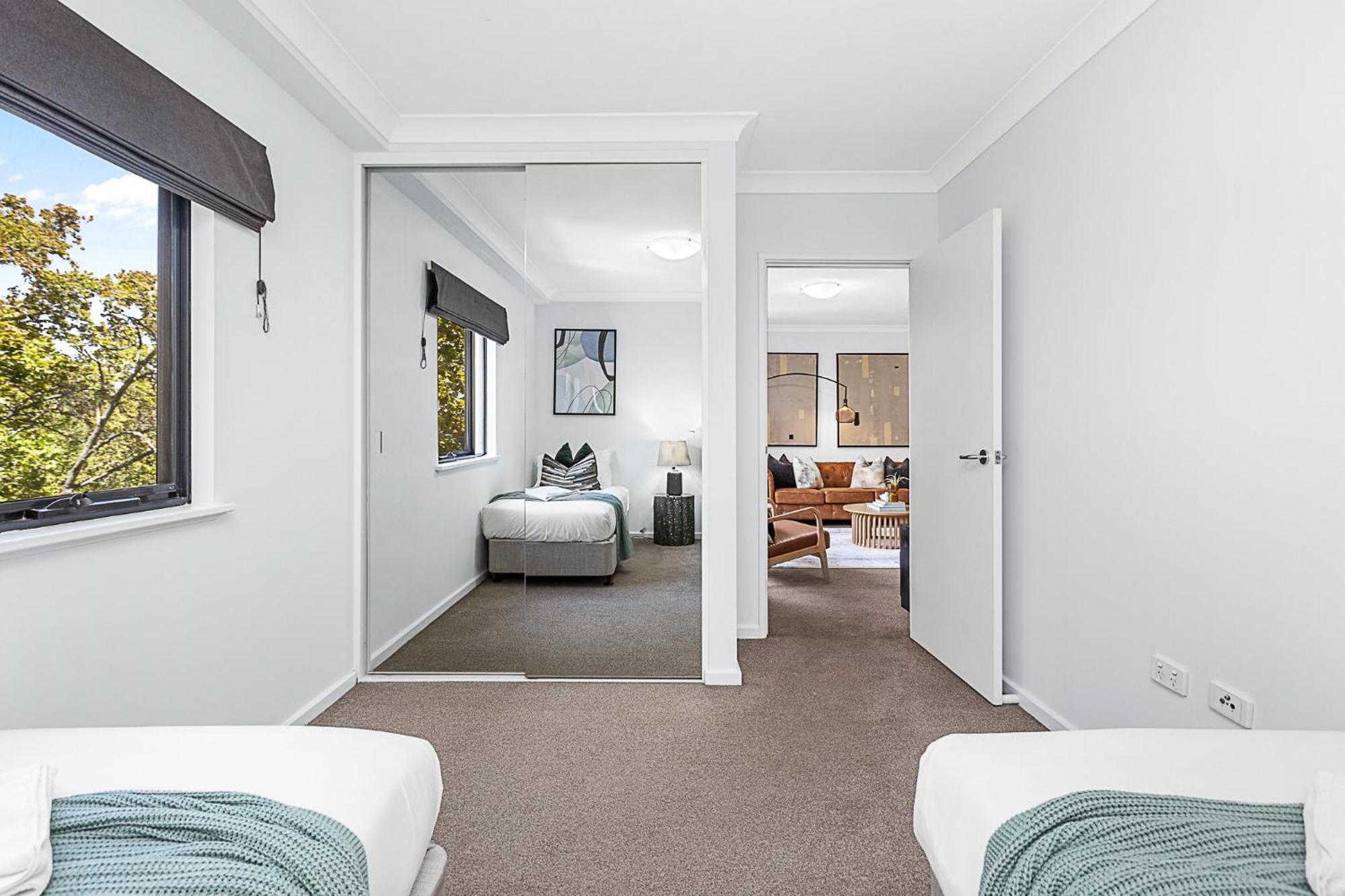 Apartment Luxe Modern Retreat Designer In Perth