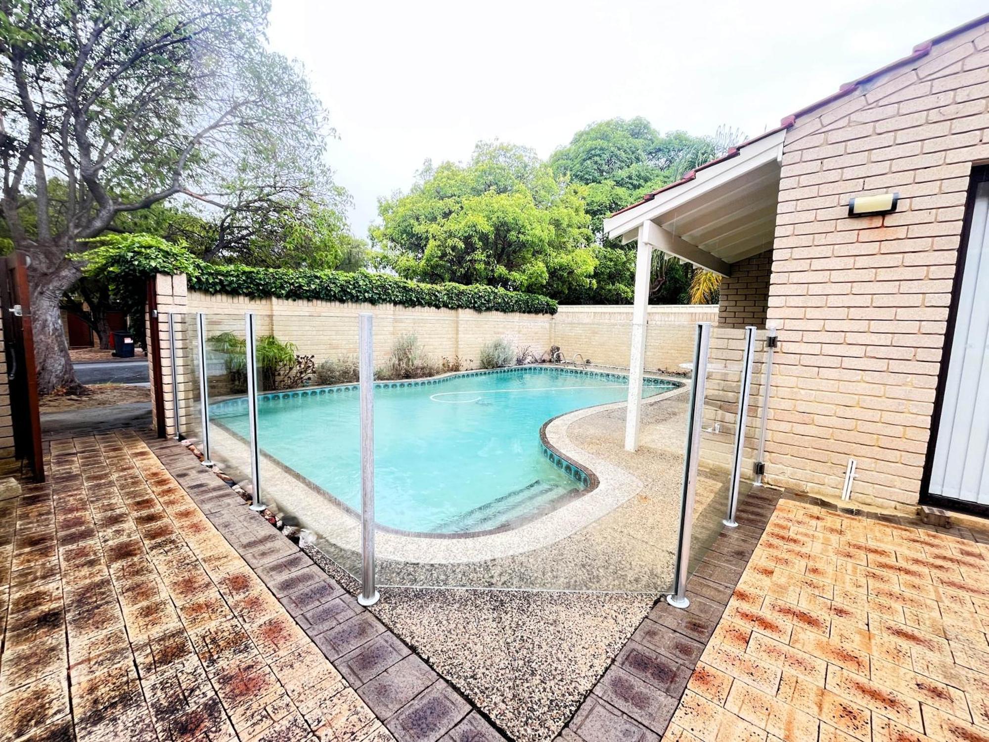 17 Rare Urban Style 4br Nedlands &pool
