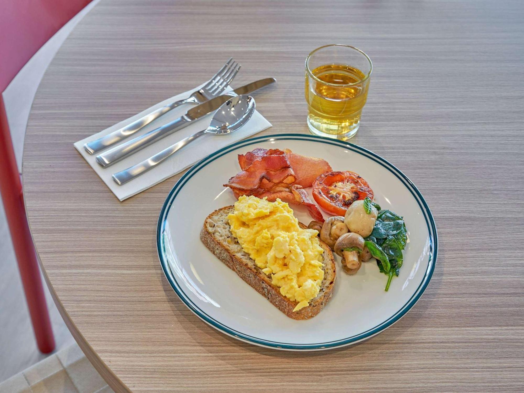 Hotel Ibis 4*