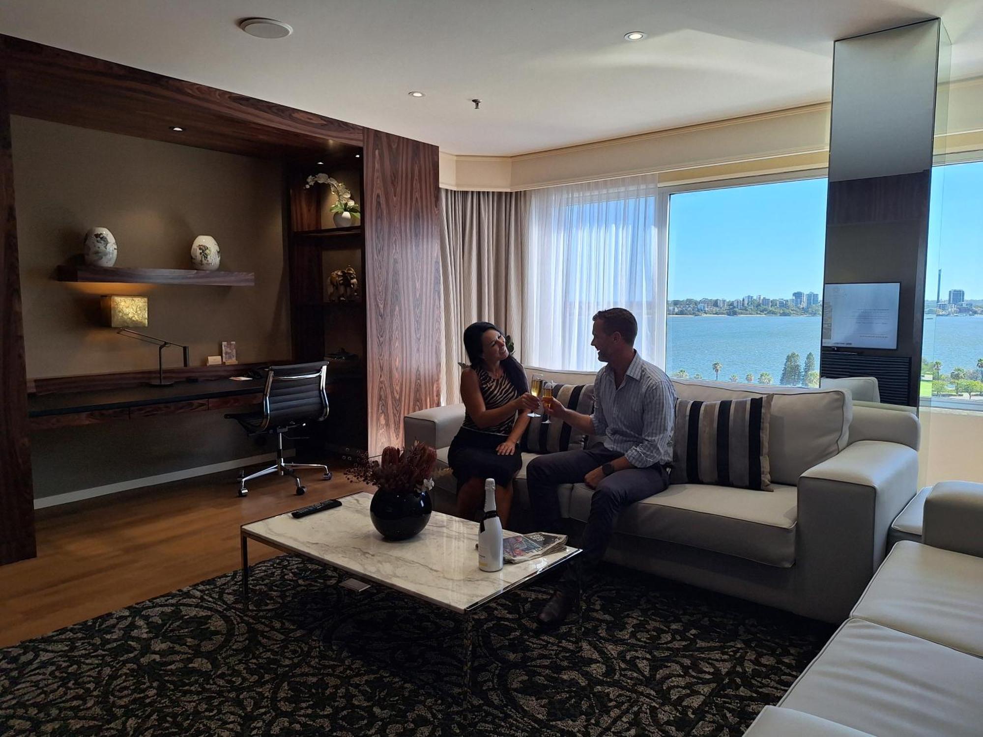 On Langley Park 4* Perth
