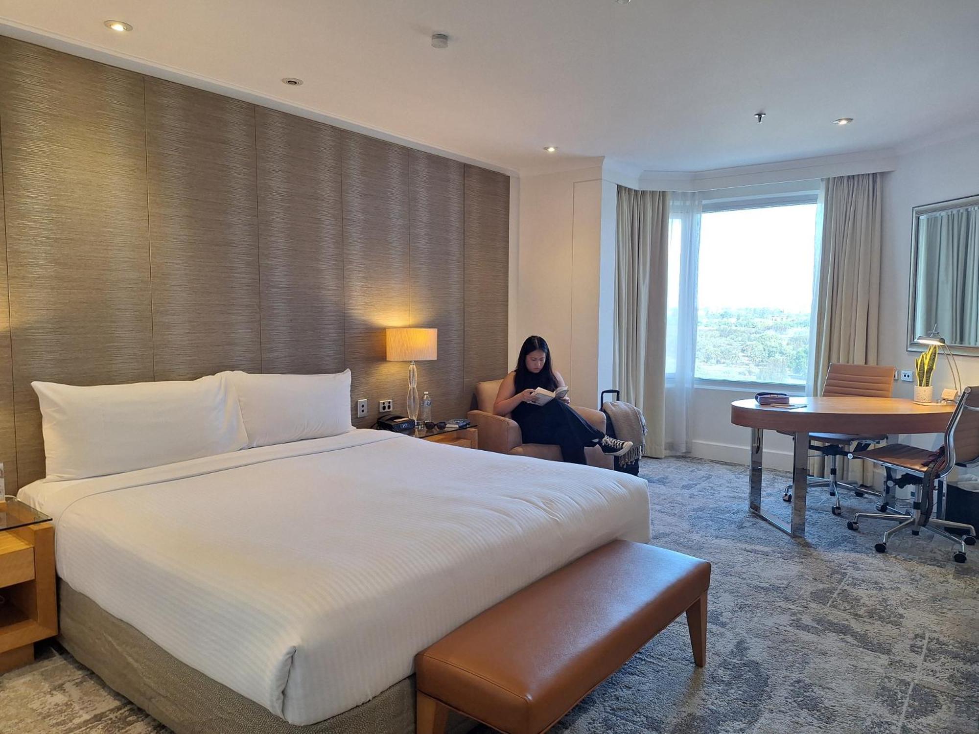 Hotel On Langley Park 4*