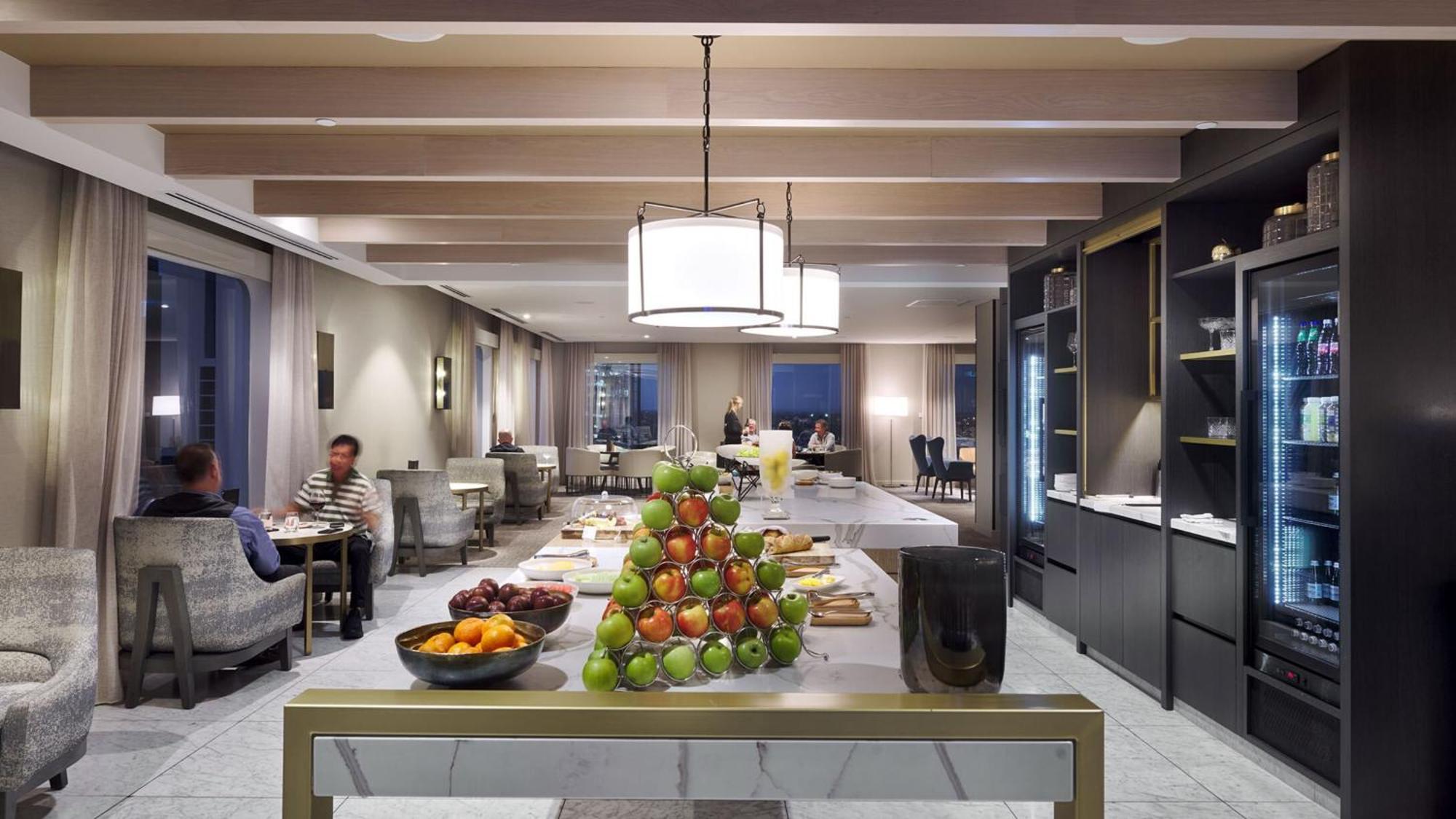 Intercontinental Centre By Ihg Hotel 5*