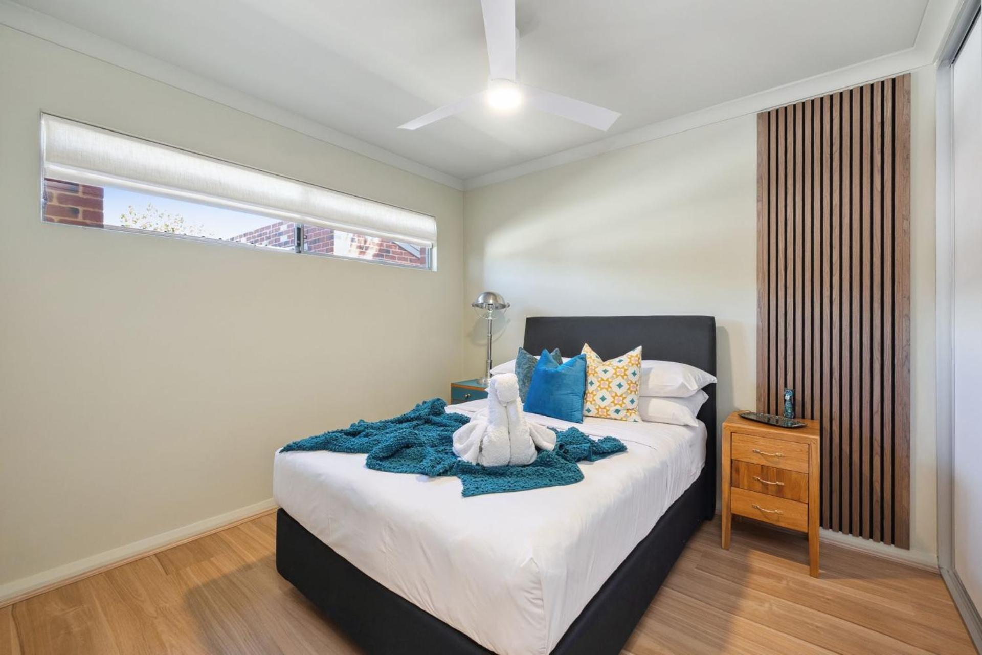 Happy Classic Mid-century Modern Escape *