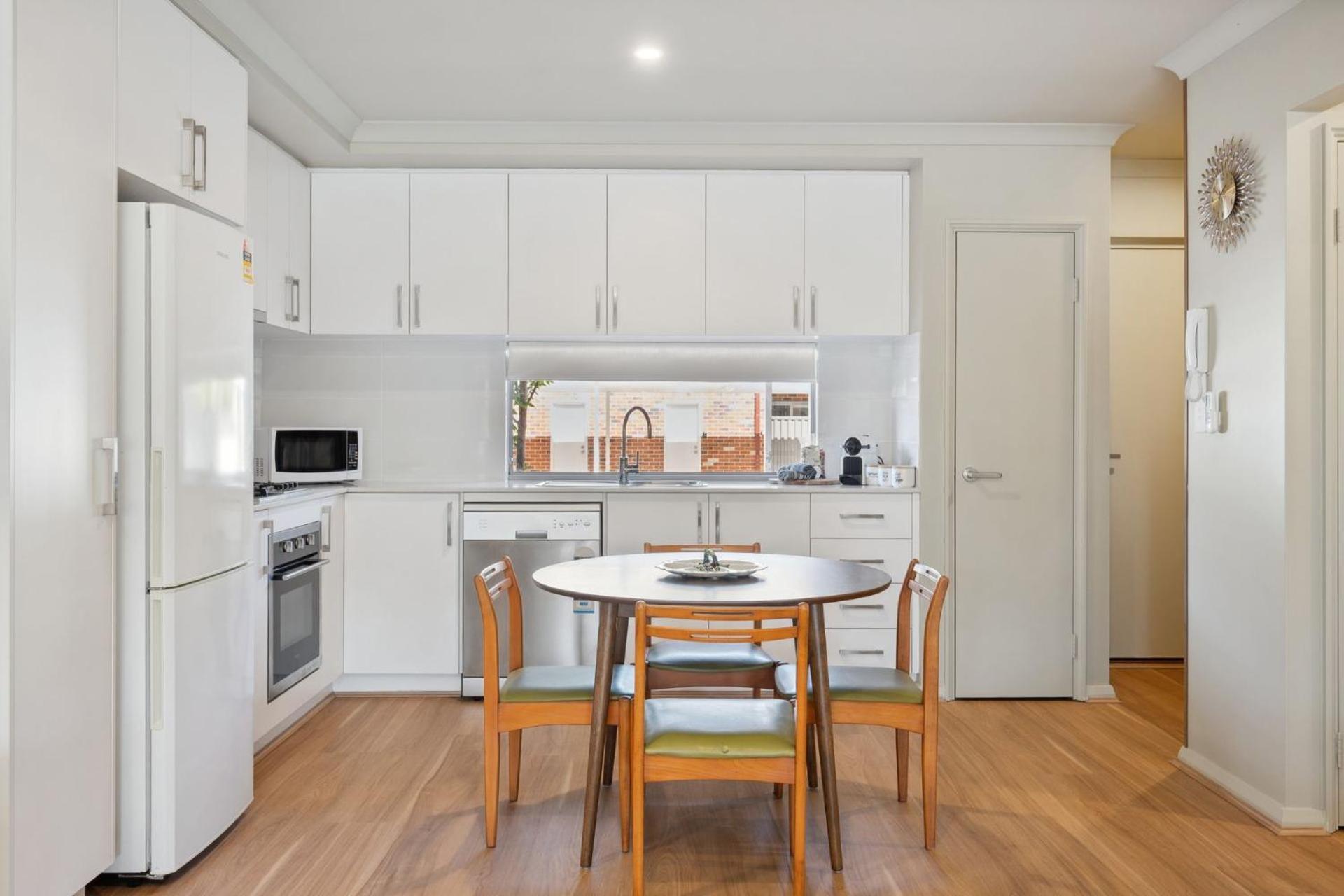 Happy Classic Mid-century Modern Escape