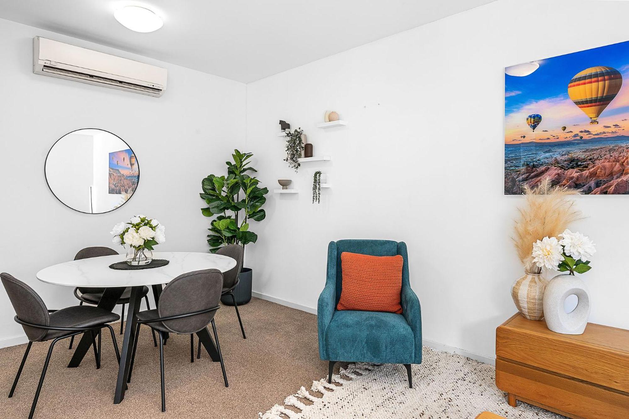 2bdr On Beaufort Street Parking Apartment *