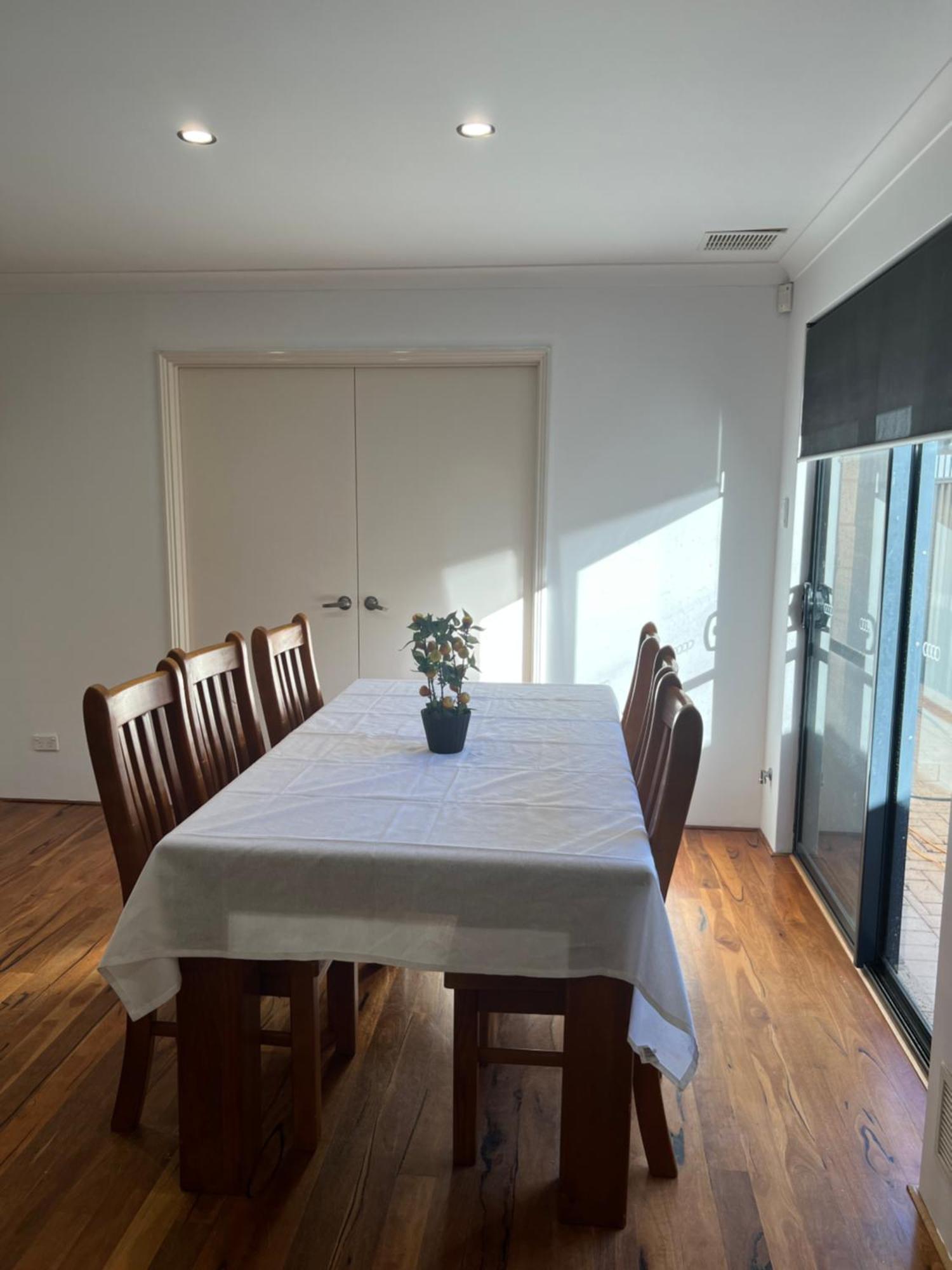 Spacious Lovely Perth