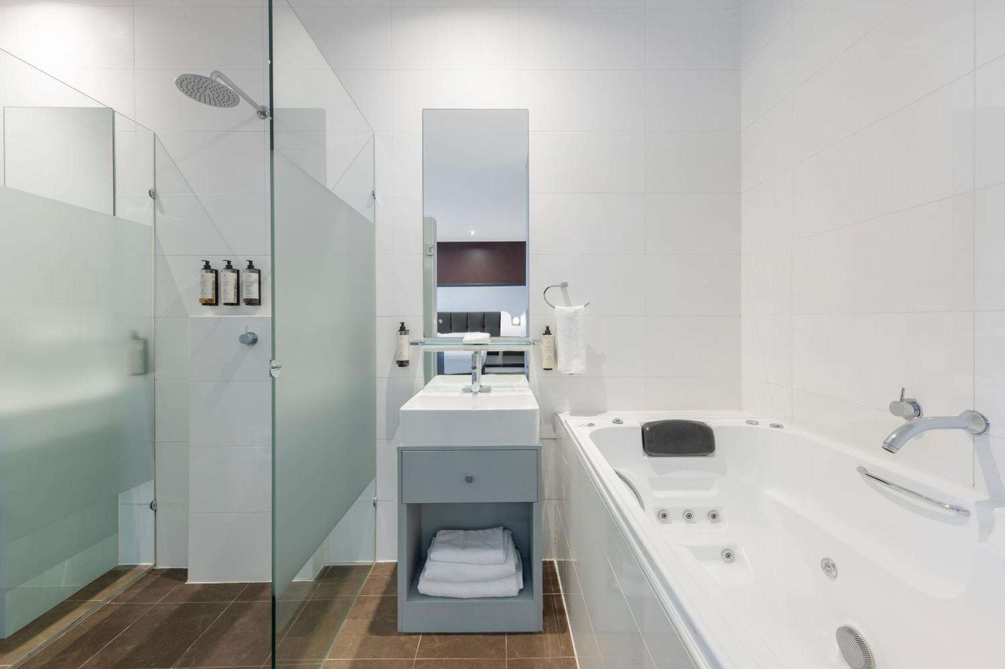 Hotel Club Wyndham Perth, Trademark Collection By Wyndham 4*