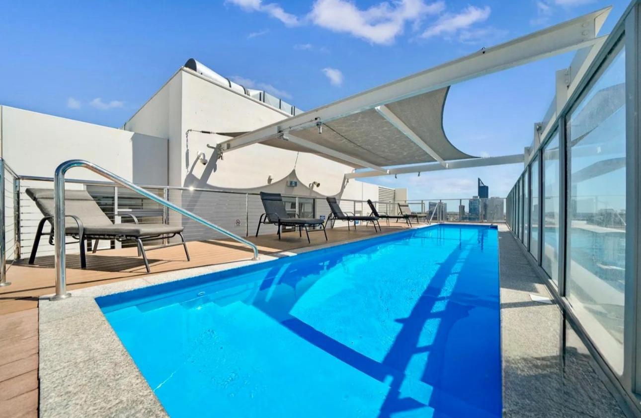 Apartment In The 1b1b Pool And View