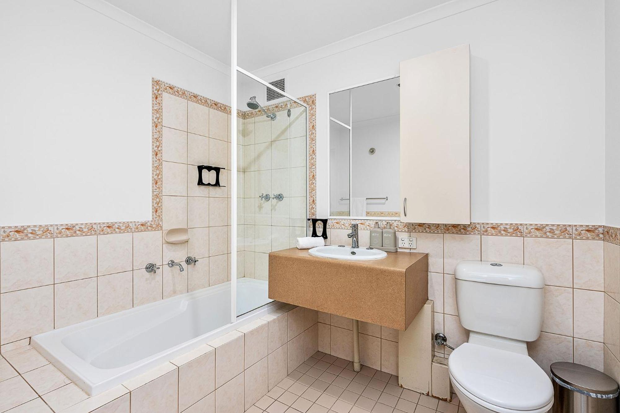 Victoria Retreat *