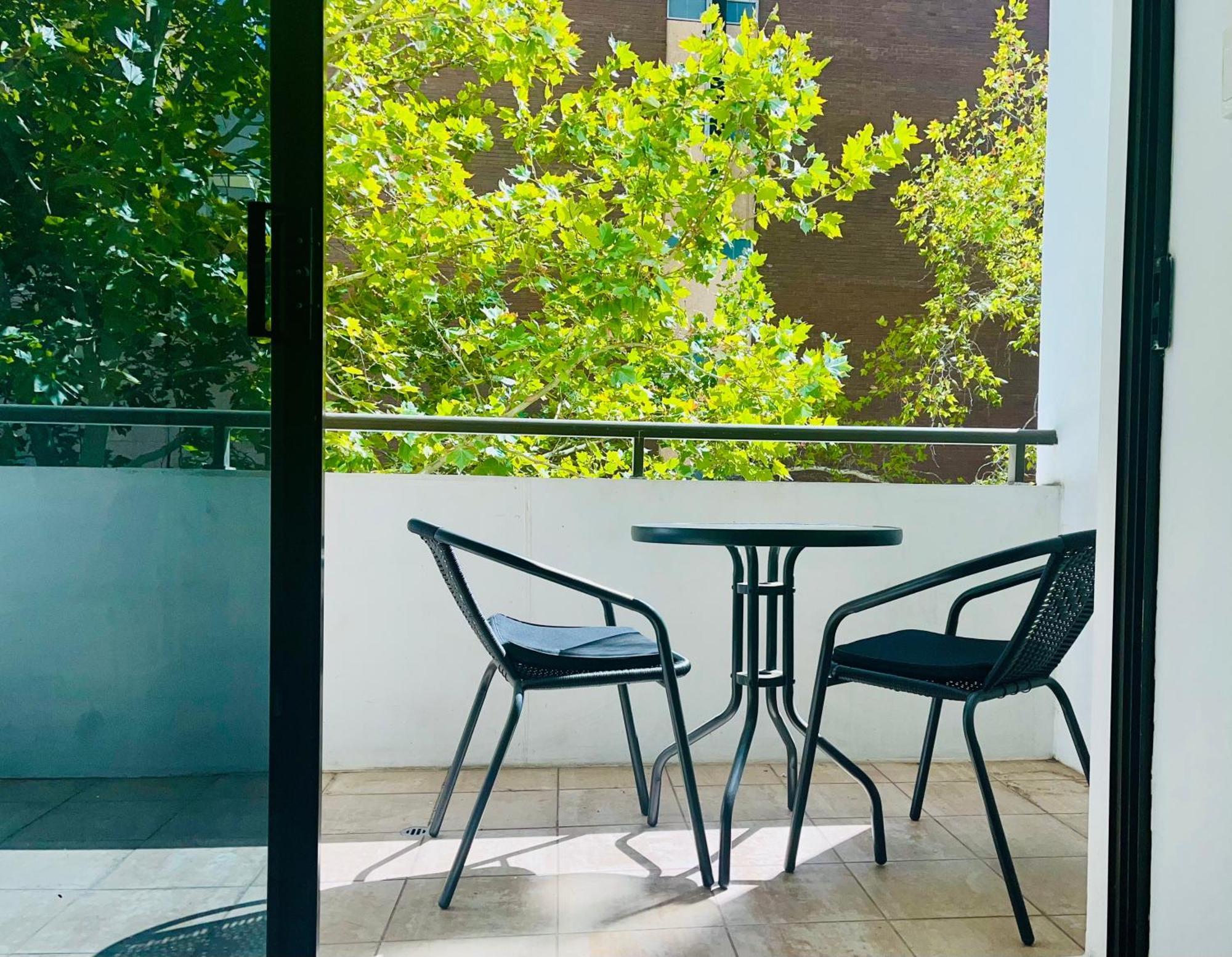 Apartment A Oasis - Full With Balcony Perth