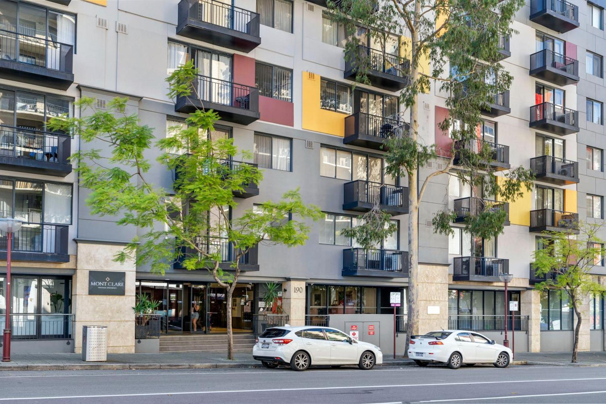 Modern 2br Pool, Gym, Parking Perth