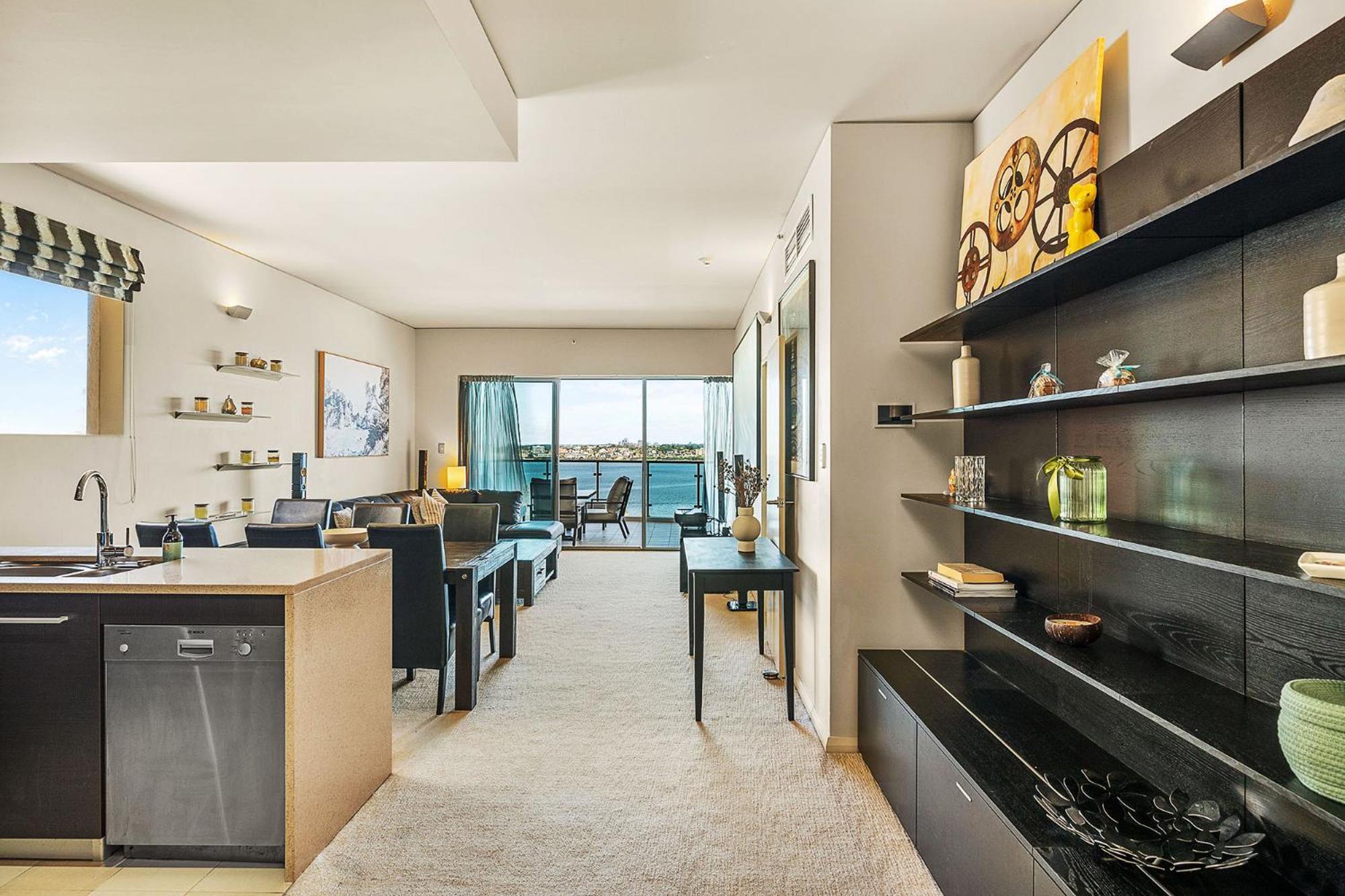 Pangsapuri Executive Riverfront Retreat With Stunning Views Perth