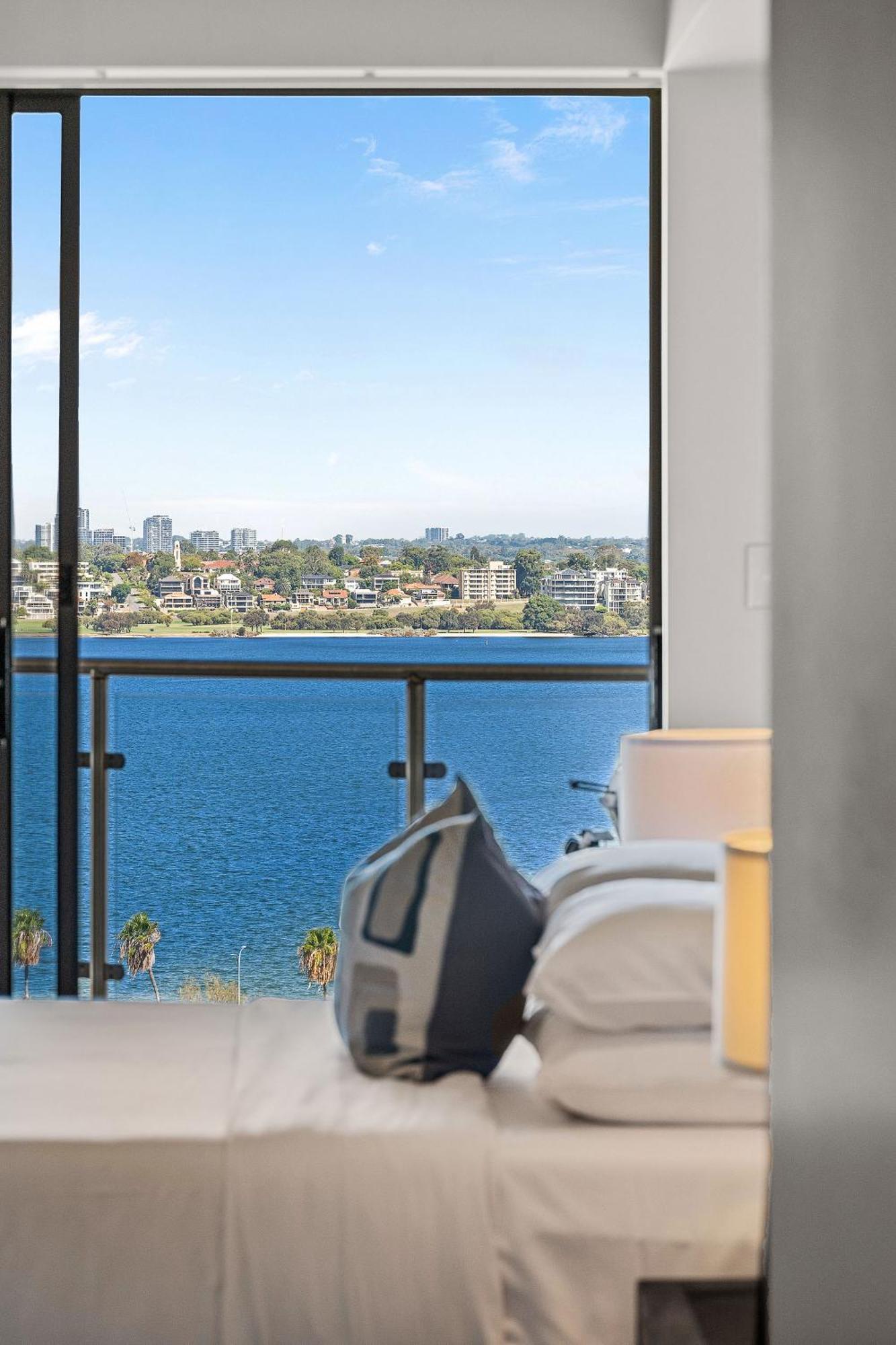 Executive Riverfront Retreat With Stunning Views