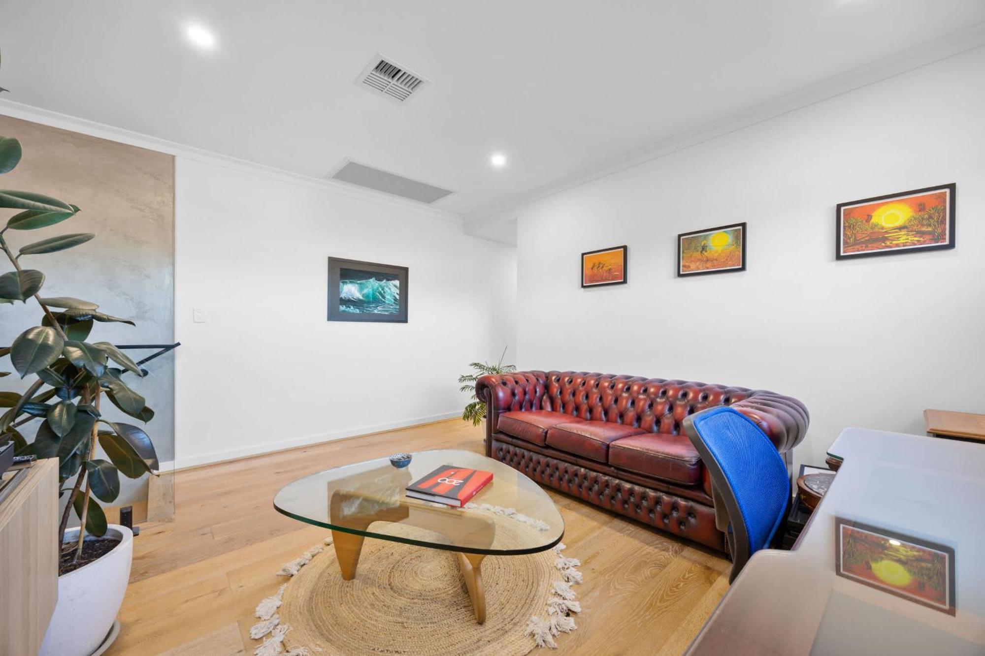 Stylish Mount Lawley Retreat Walk To Beaufort Street *