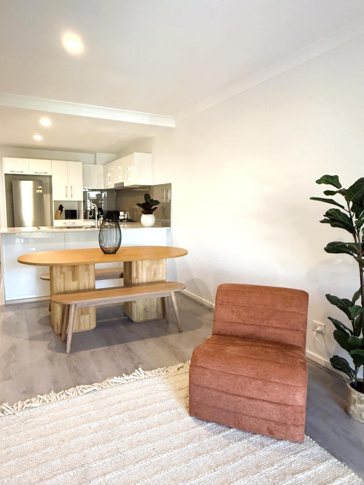 104 Eastperth Euphoria Escape 2br Parkng Apartment *