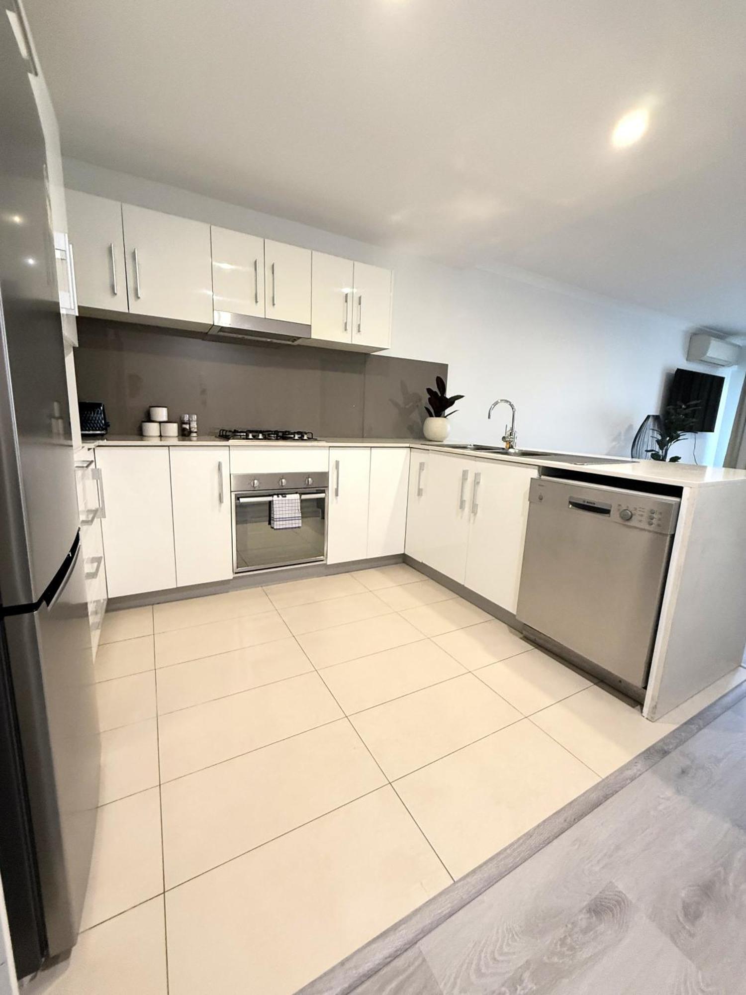 104 Eastperth Euphoria Escape 2br Parkng Apartment Perth