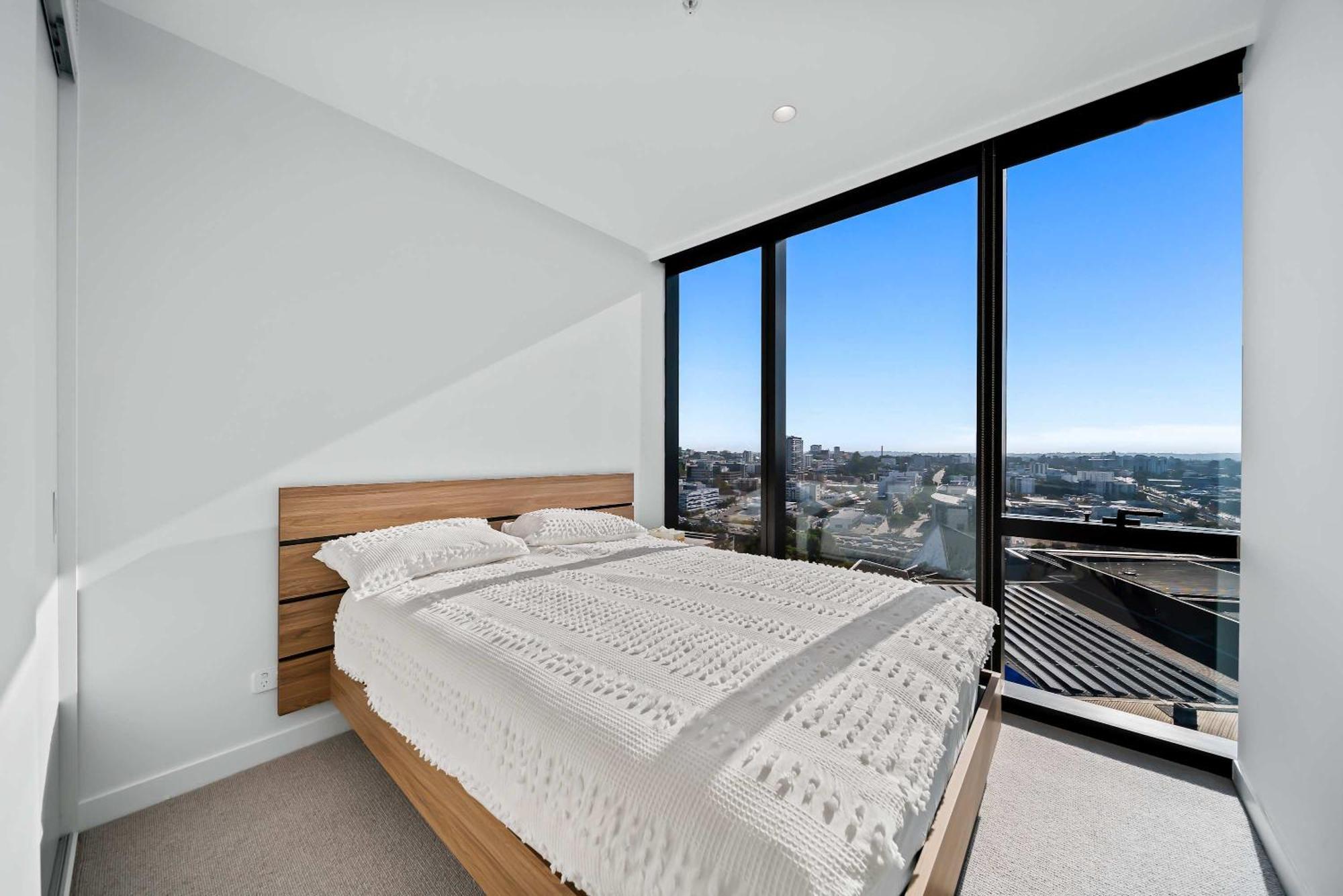 Apartment Bright & Spacious 2br In Prime Cbd Location Perth