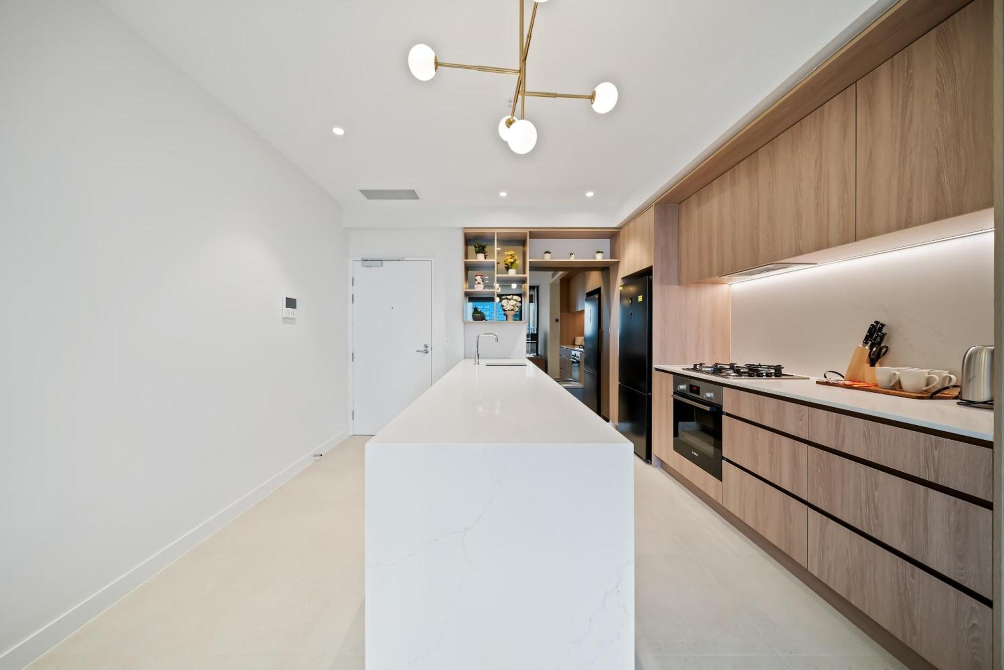Apartment Luxury Cbd With Pool & Gym - Sleeps 3 *