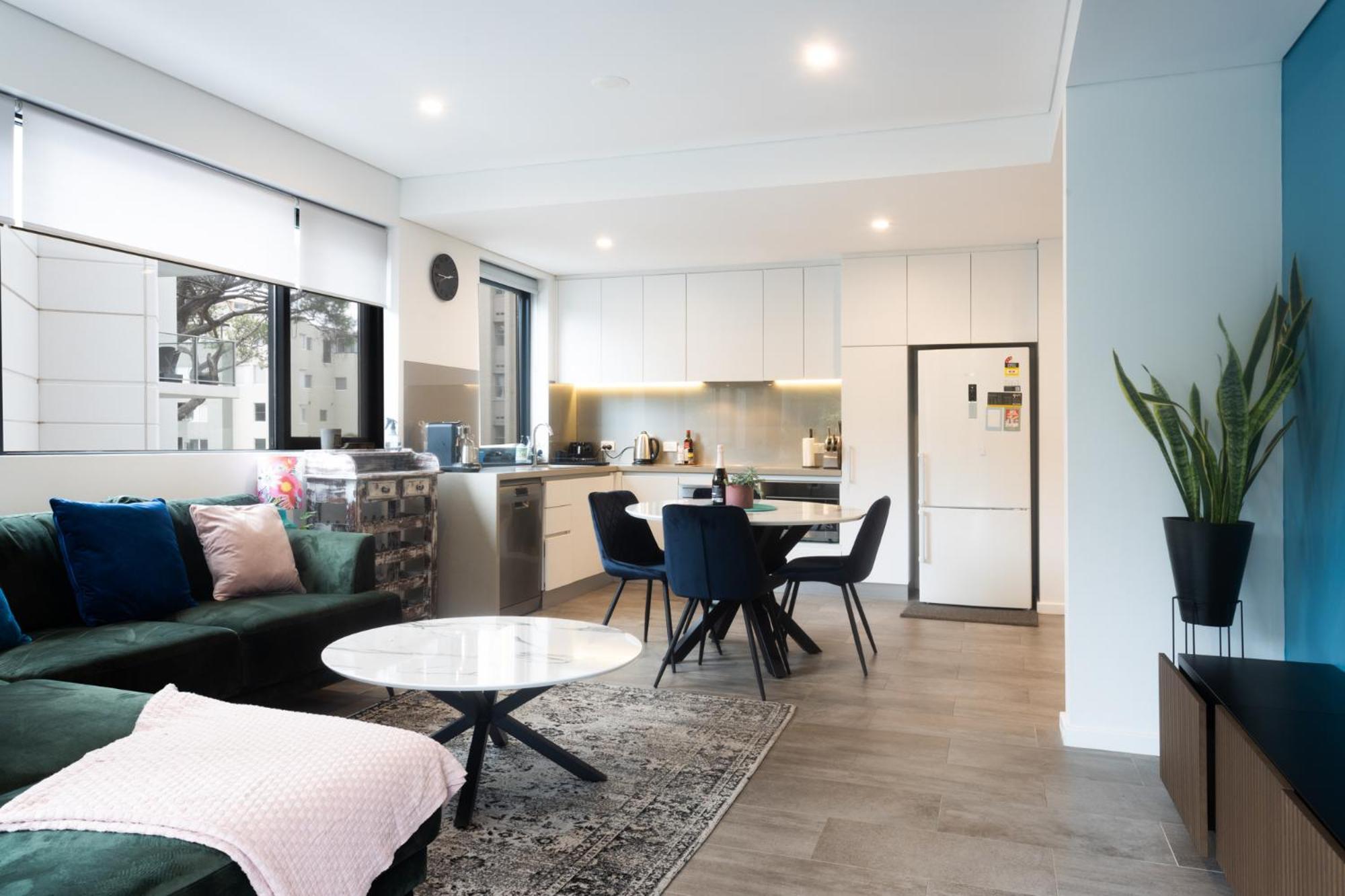 Stylish 2-br In The Heart Of South * Perth
