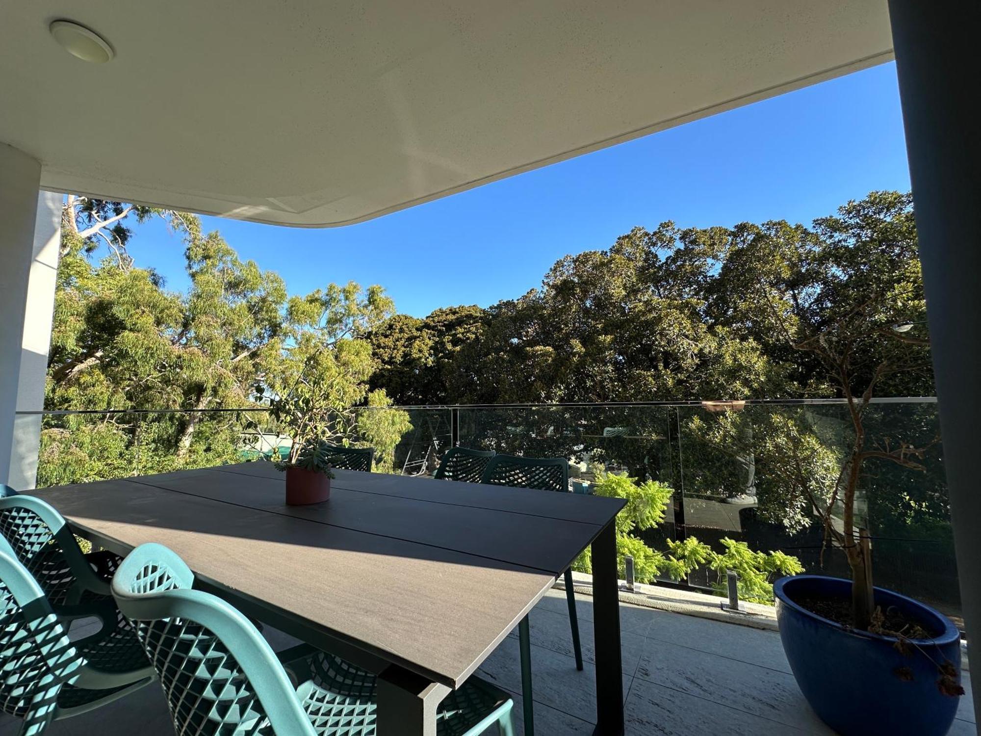 Stylish 2-br In The Heart Of South Pangsapuri Perth