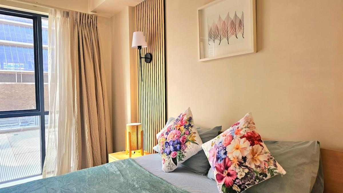 Joyful Stylish Retreat In *