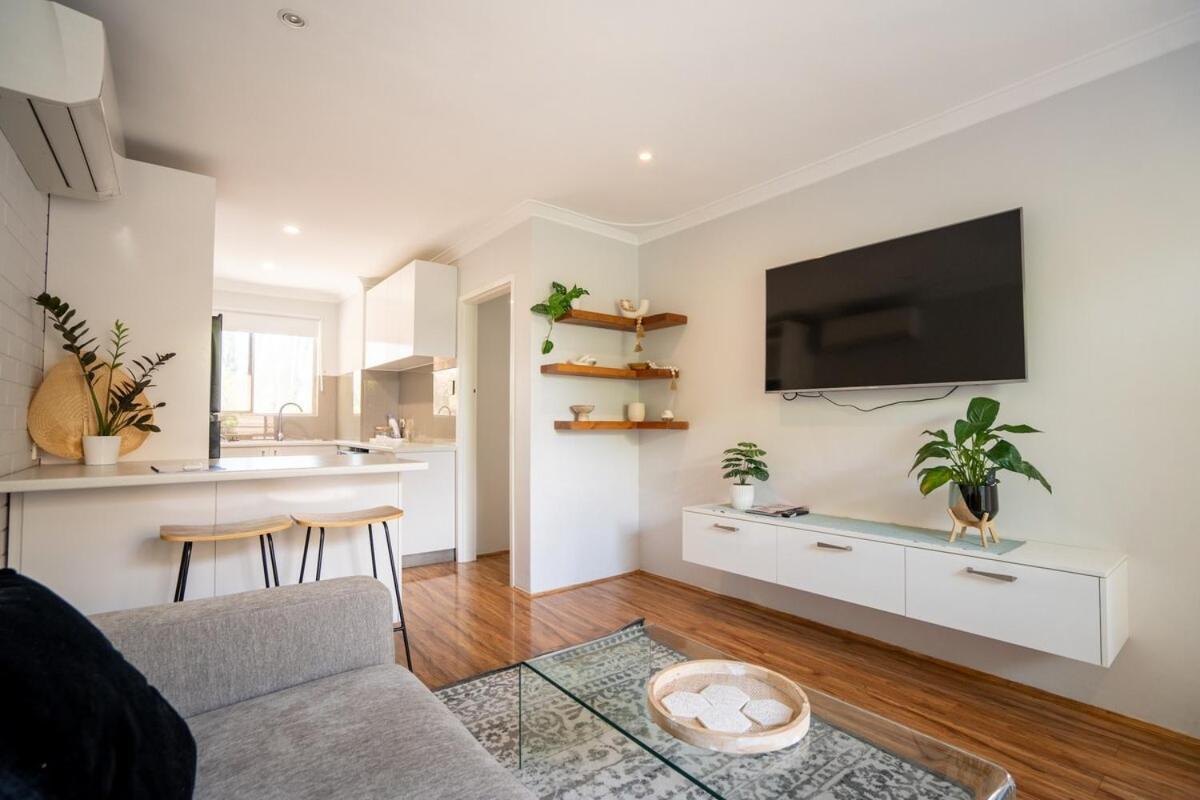 Apartemen Convenient 2-bedroom *