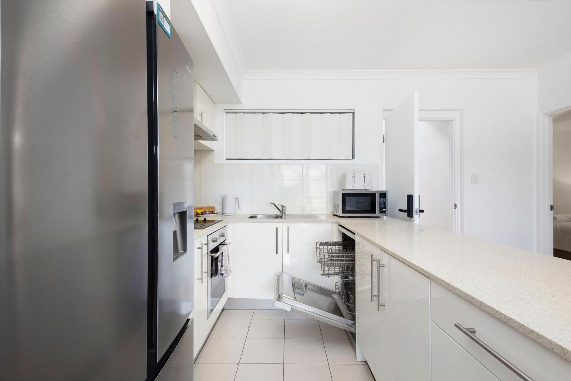 Perfect Location 2br 1bth - Beckenham * Perth