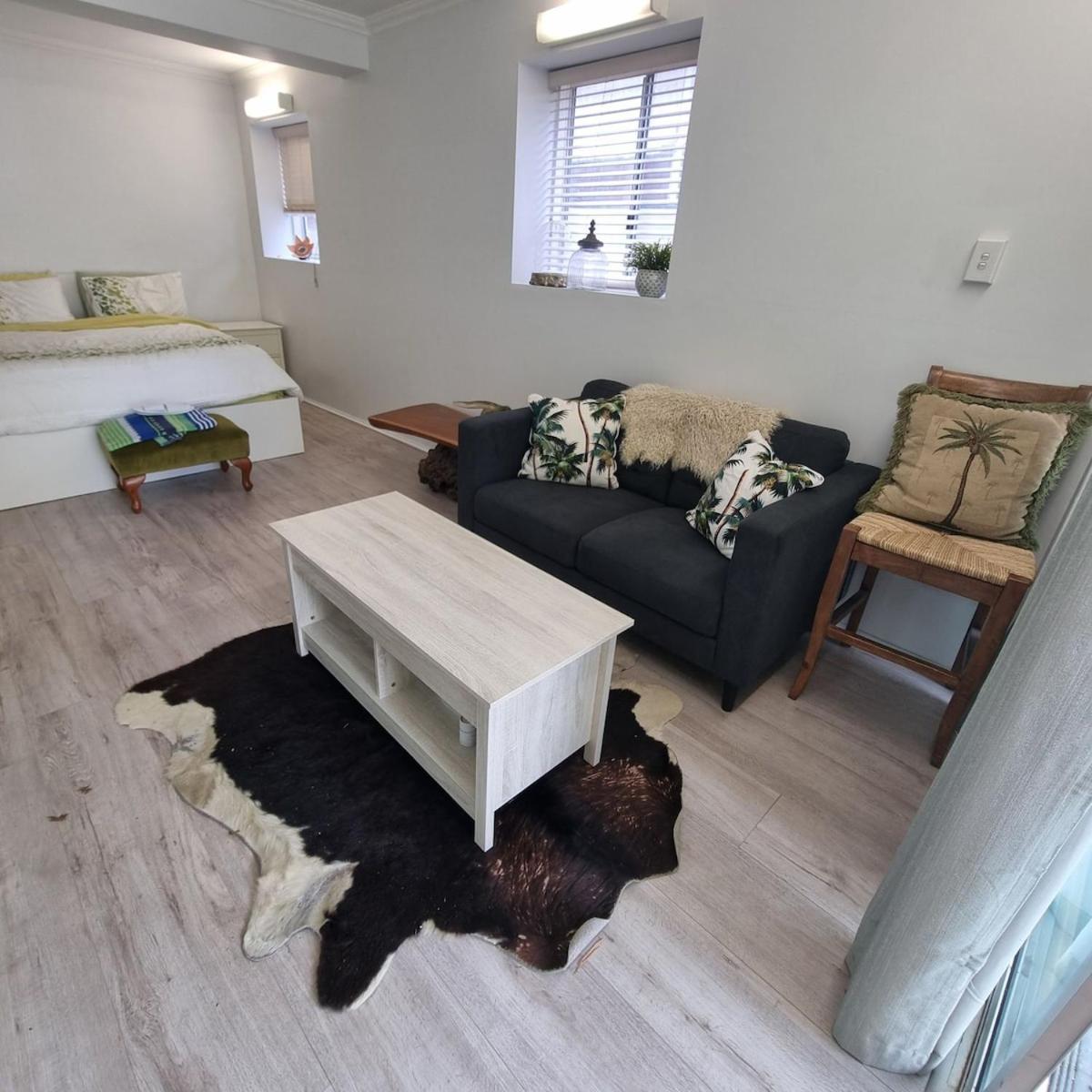 Scarborough Retreat, Private Apartamento