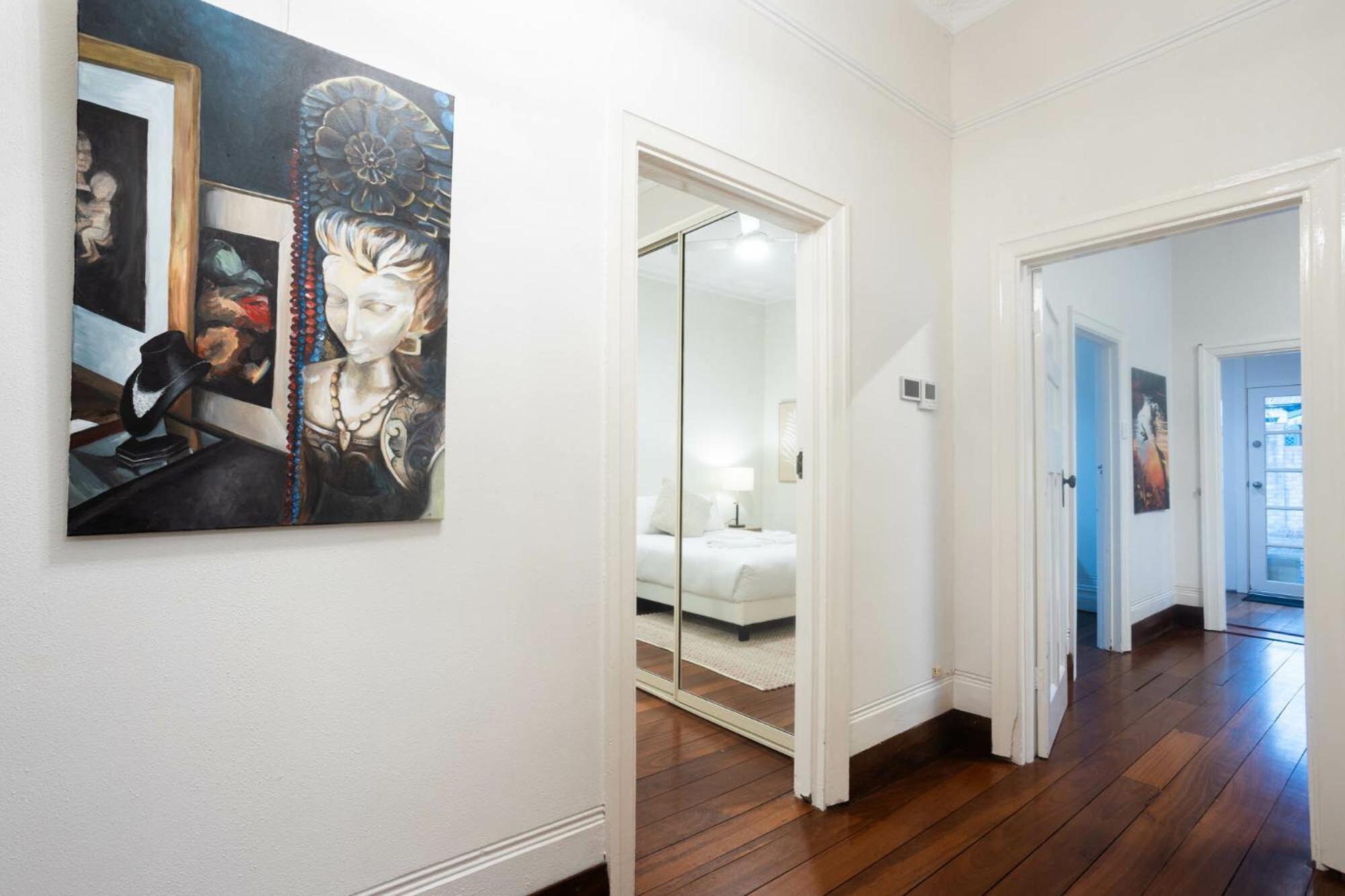 Bahay bakasyunan Pet Friendly 2br With Parking And Patio Perth