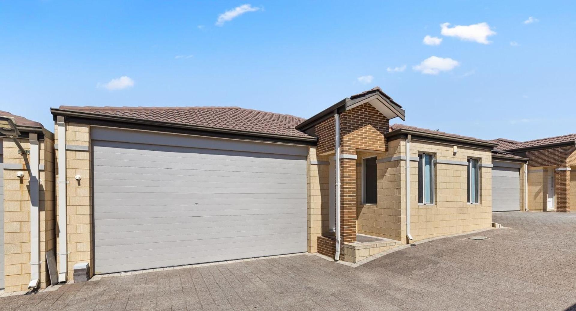 78 Modern Comforts Quiet Charm 3br 2ba Parking *