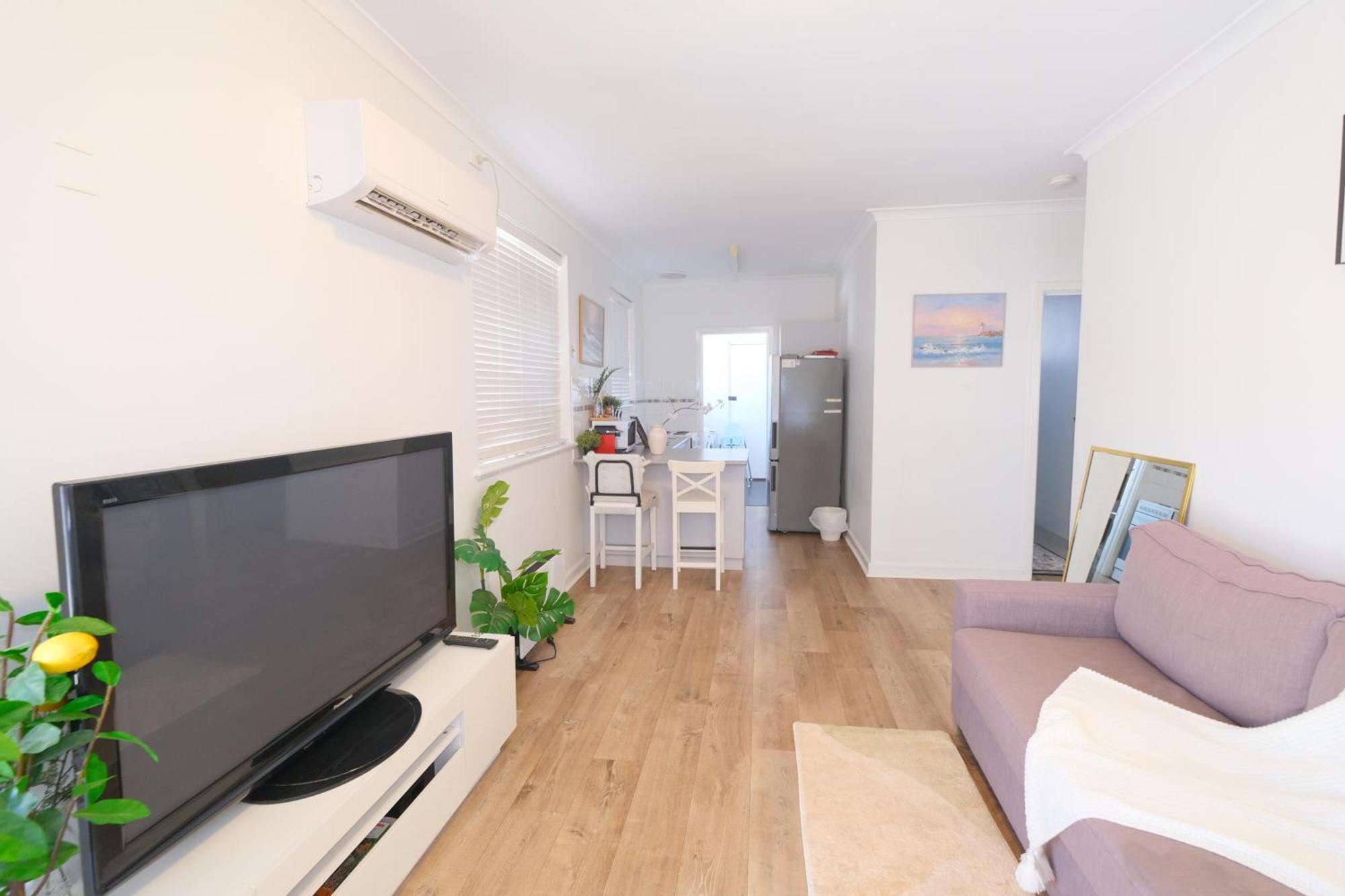 Relaxing Two-bedroom Retreat Near The Airport Casa de férias *