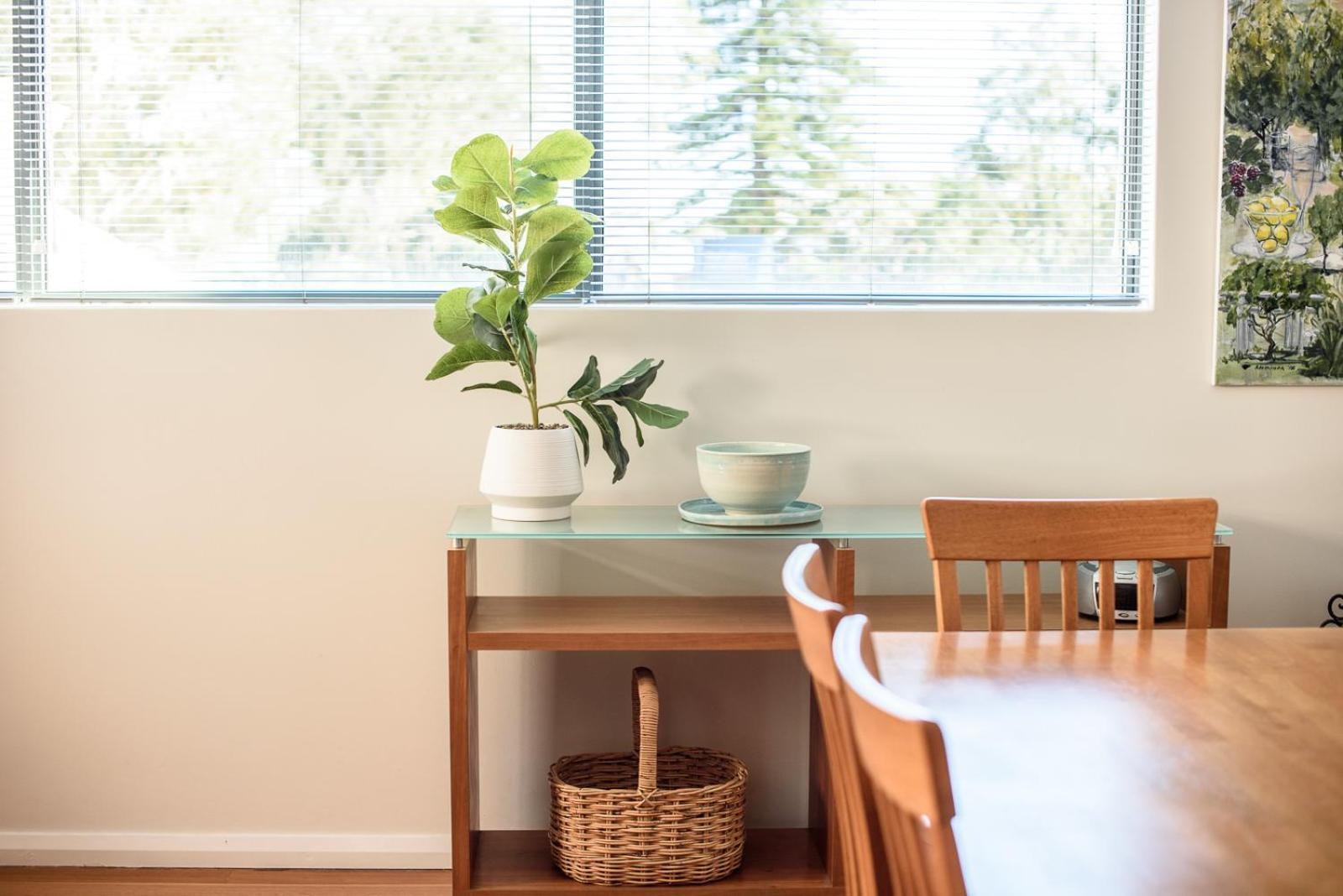 10 Tranquil Charm West 2br Parking *