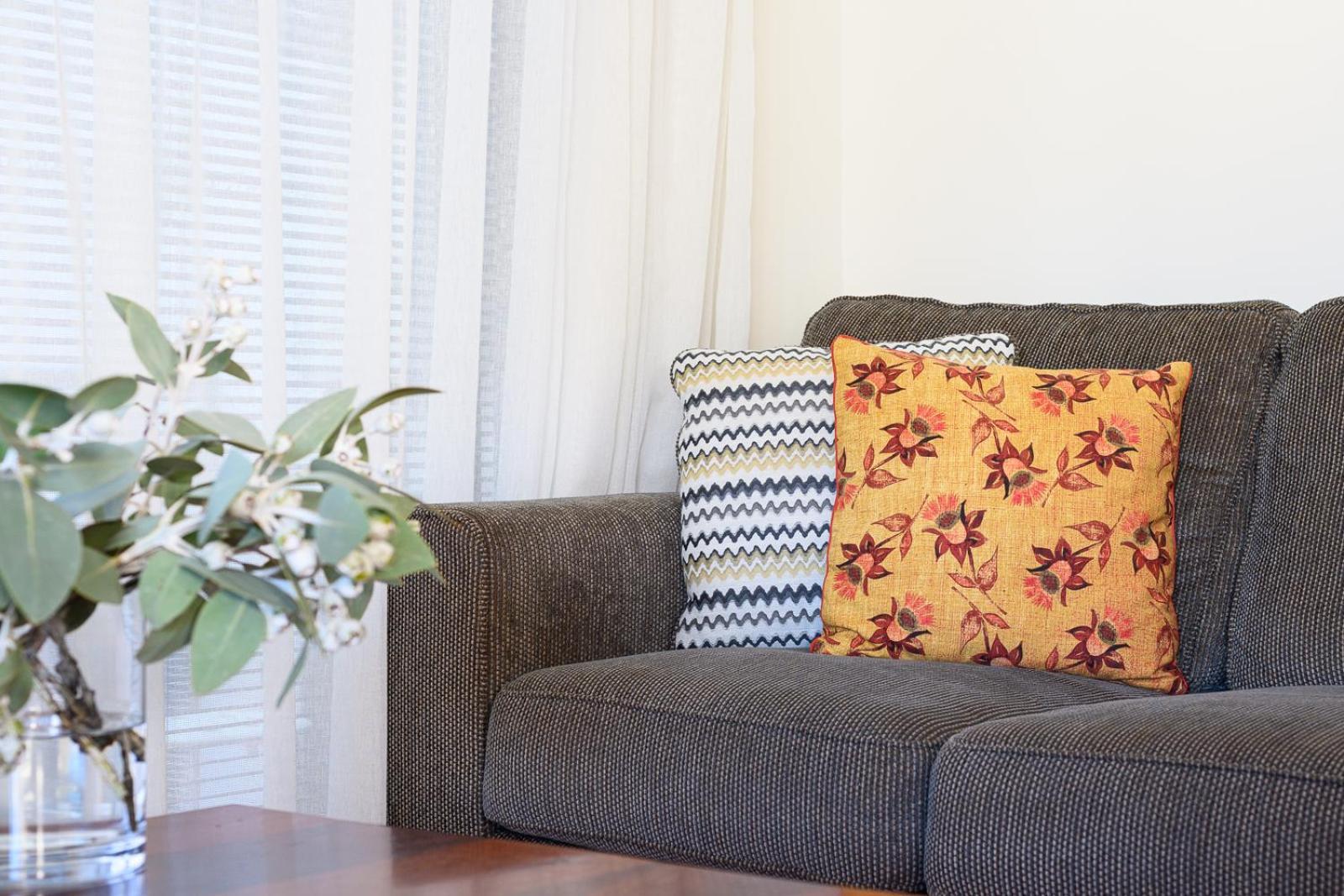 Apartment 10 Tranquil Charm West 2br Parking Perth