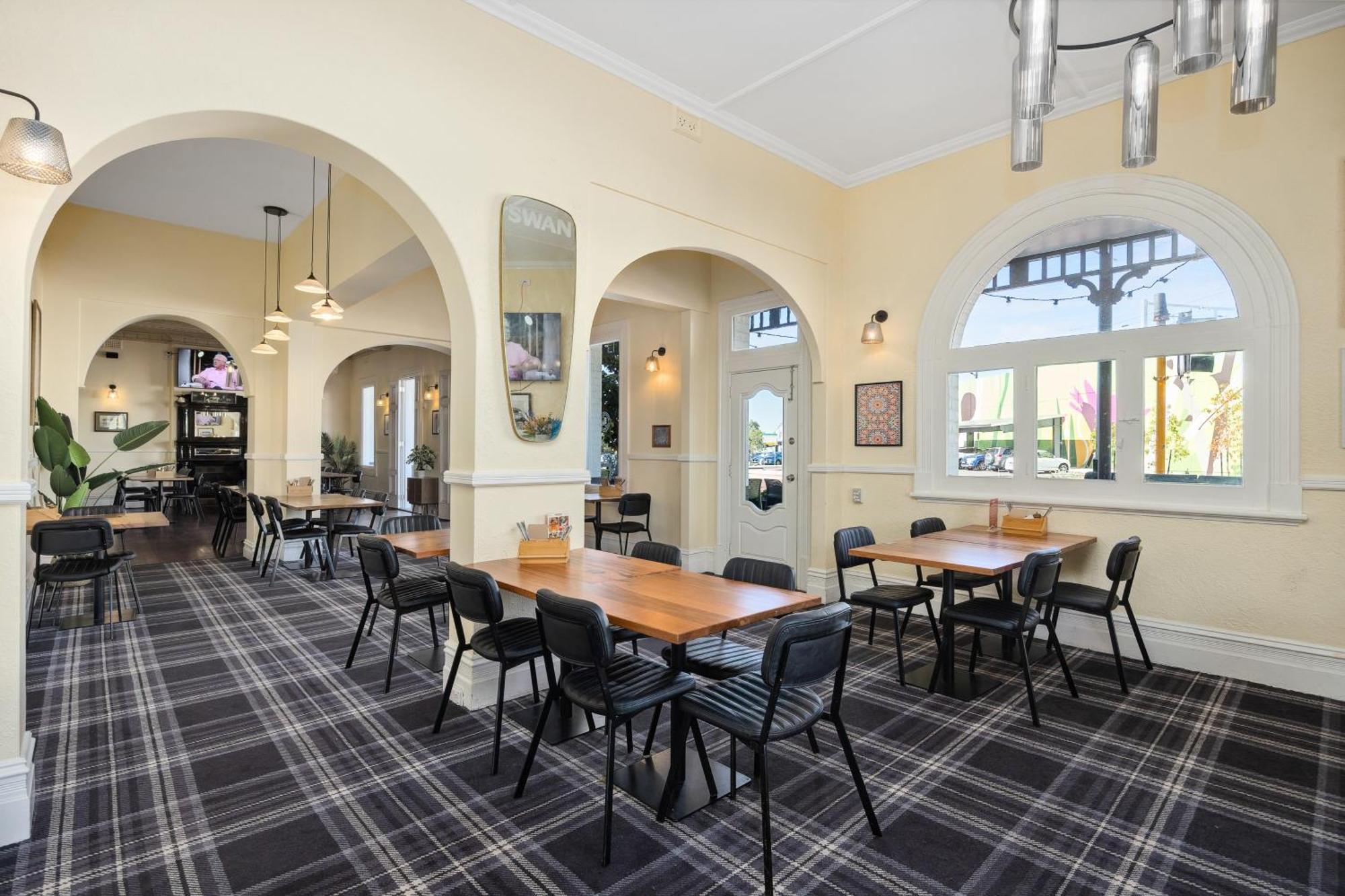 Quality Bayswater Hotel