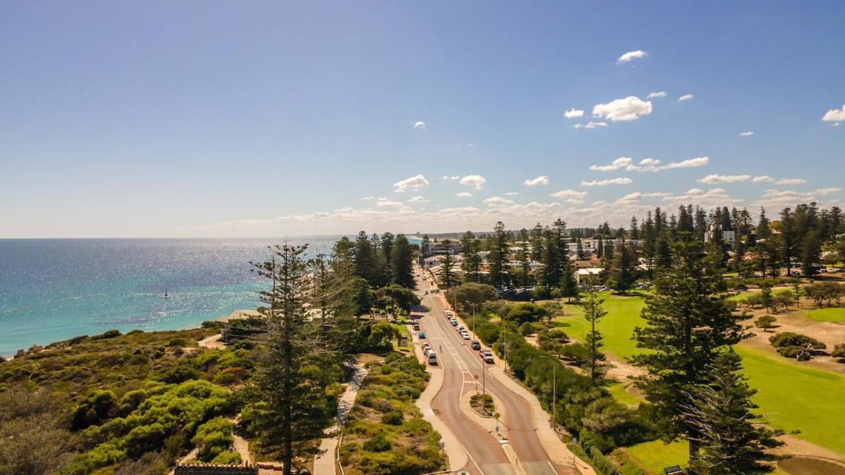 Cottesloe Getaway