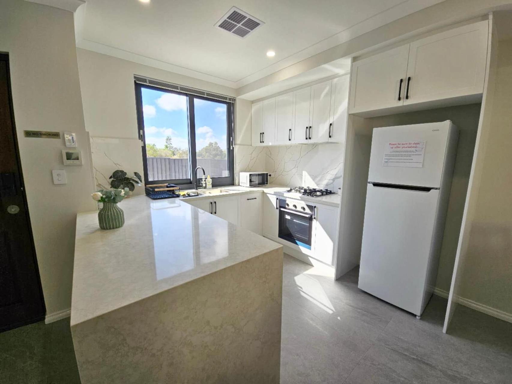 Holiday home Premium Modern House-Walk To Curtin Uinversity-3 Bedroom & 2 Bathroom Up For 4 People Perth