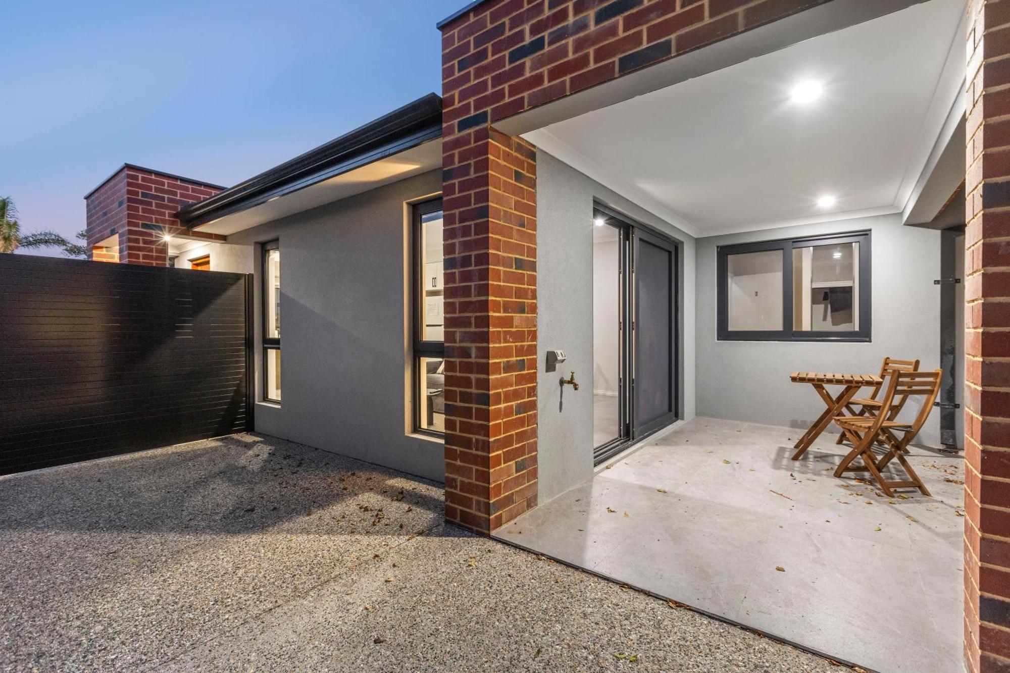 Holiday home Premium Modern House-Walk To Curtin Uinversity-3 Bedroom & 2 Bathroom Up For 4 People *