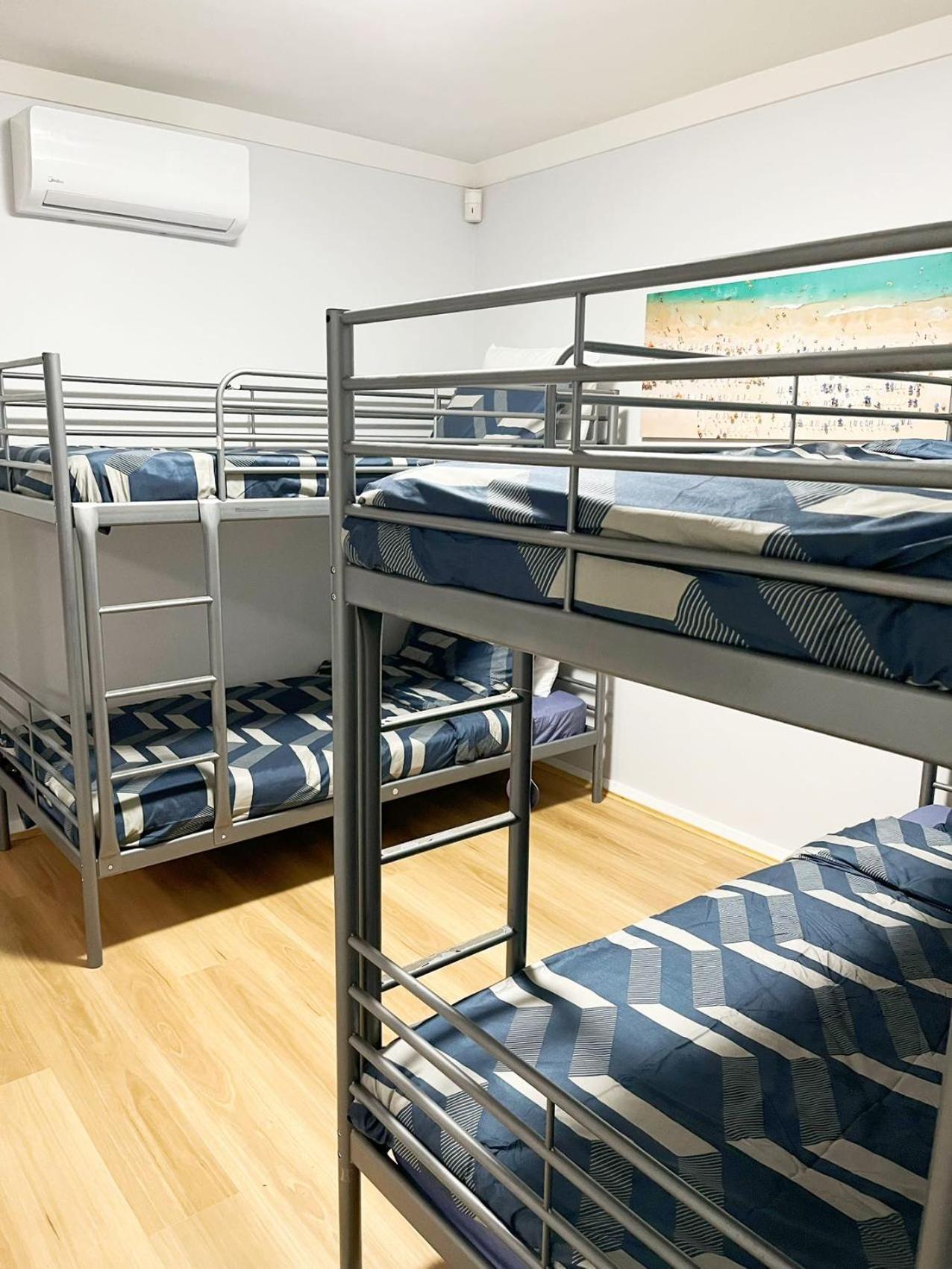 Hostel Youcomeau